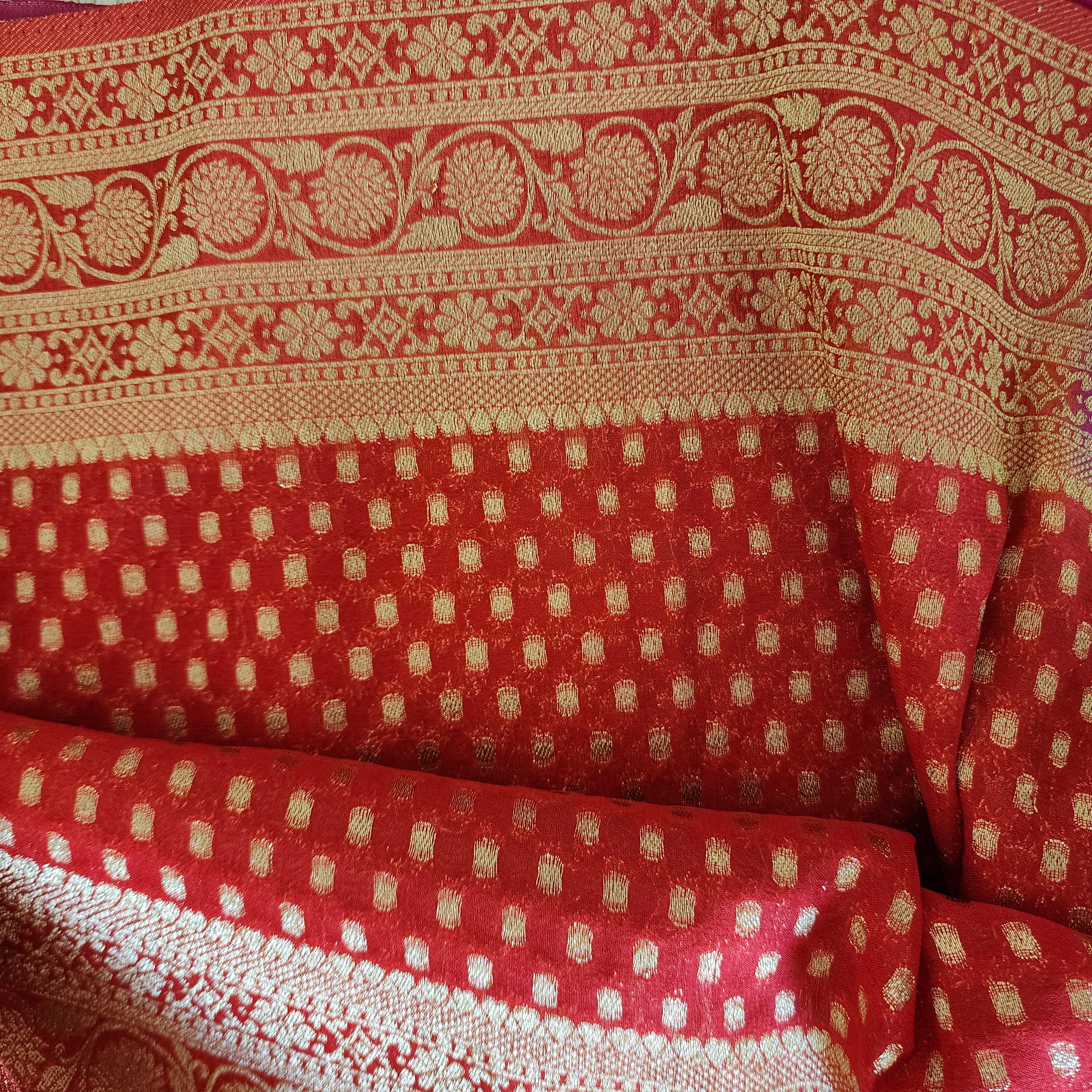 Delicate Dual-Tone Red & Pink Khaddi Georgette Banarasi Saree Light, Elegant, and Flowy