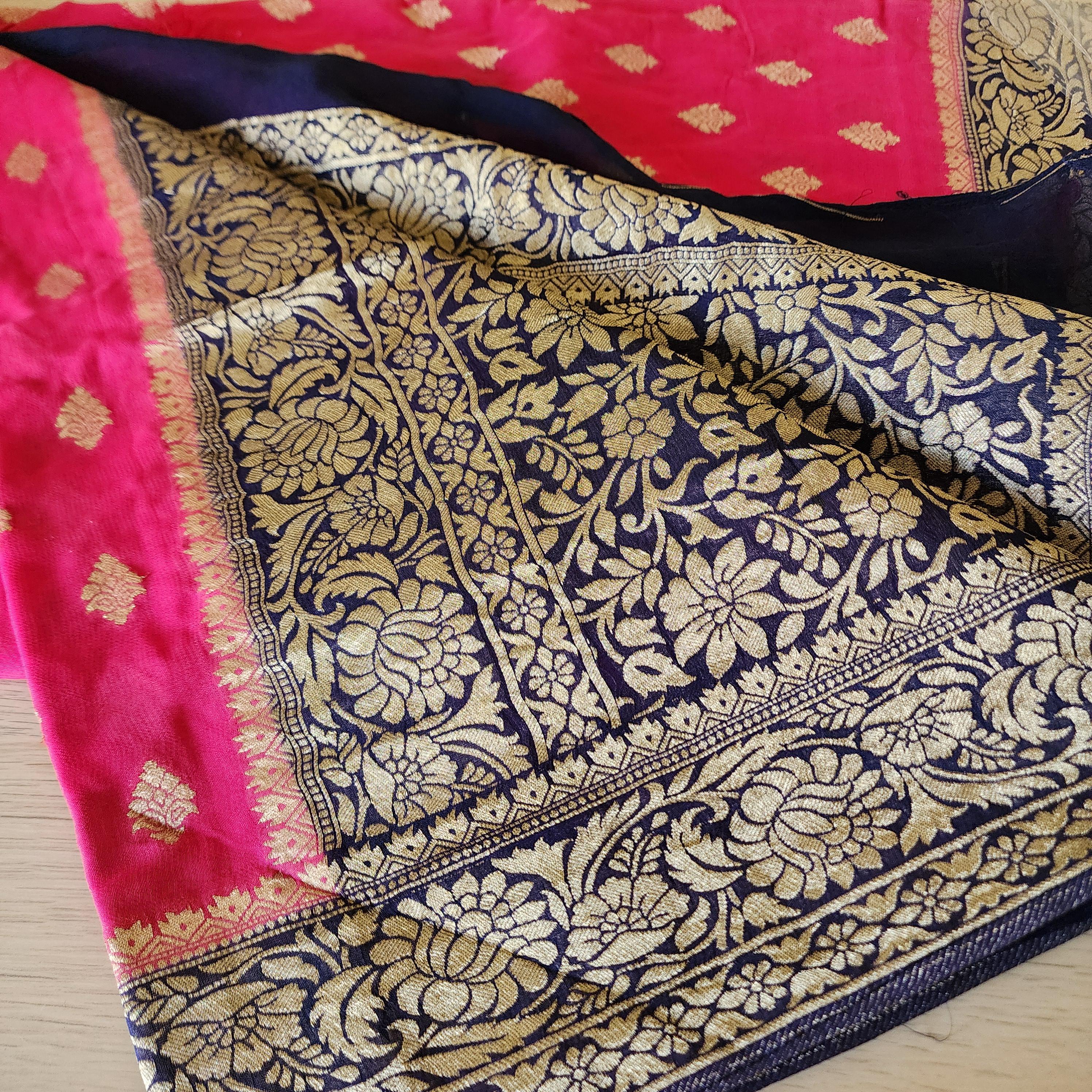 Luxury Pink And Navy Blue Dual-Tone Khaddi Georgette Banarasi Saree Light, Elegant, and Flowy