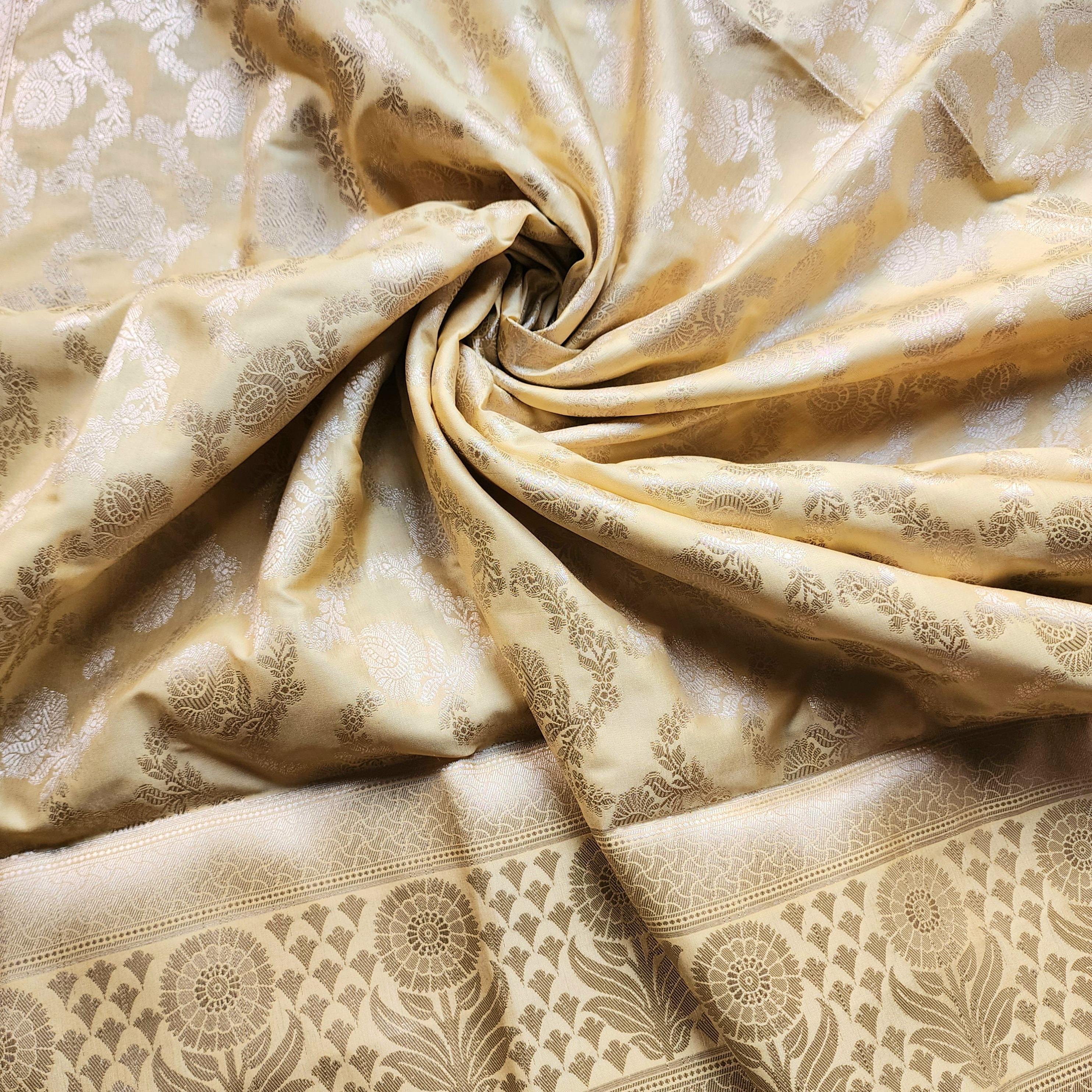 Butter Yellow Floral Jaal Dupatta with Mughal-Inspired Zari Border