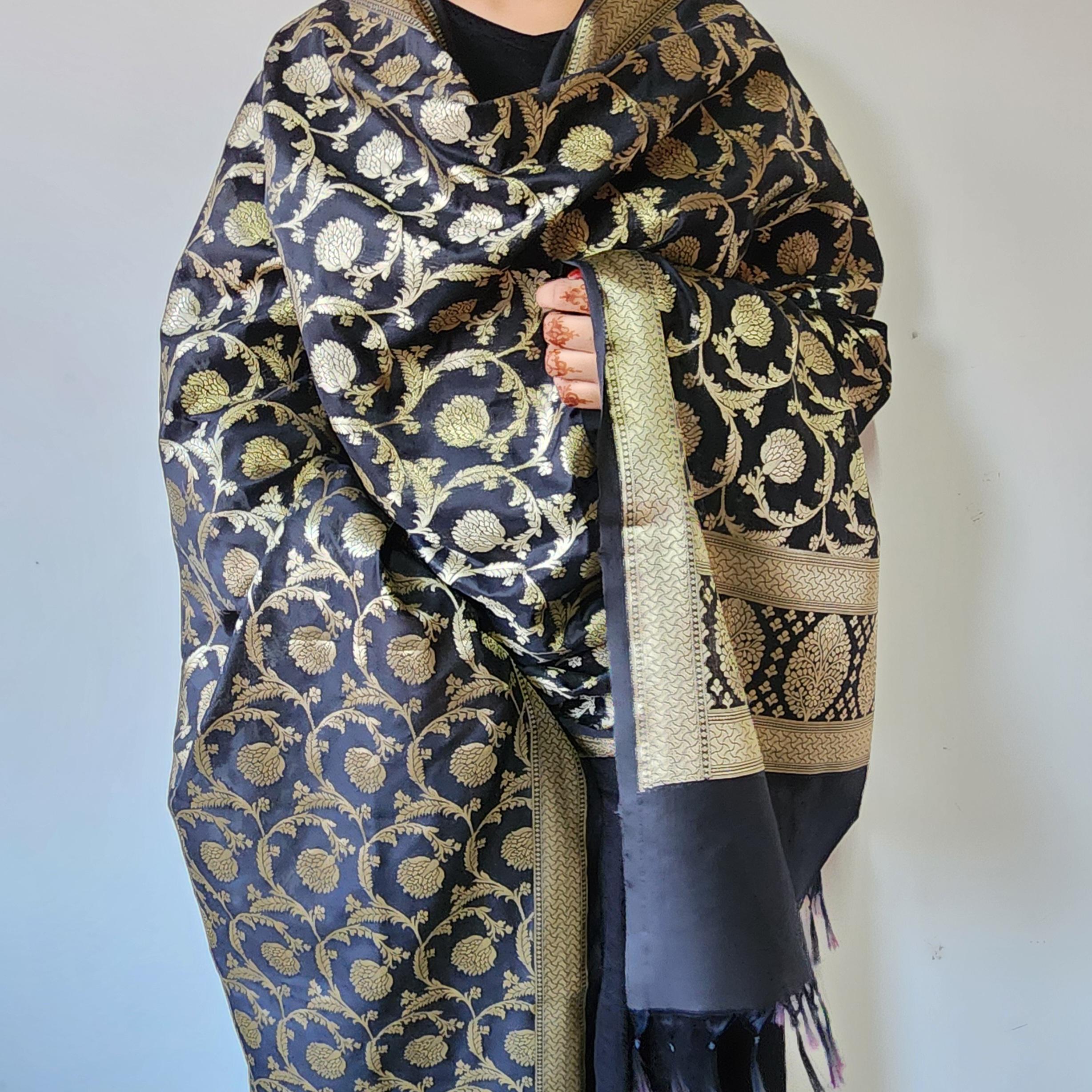 Elegant Black Banarasi Dupatta Golden Floral Weave, Timeless Festive Classic