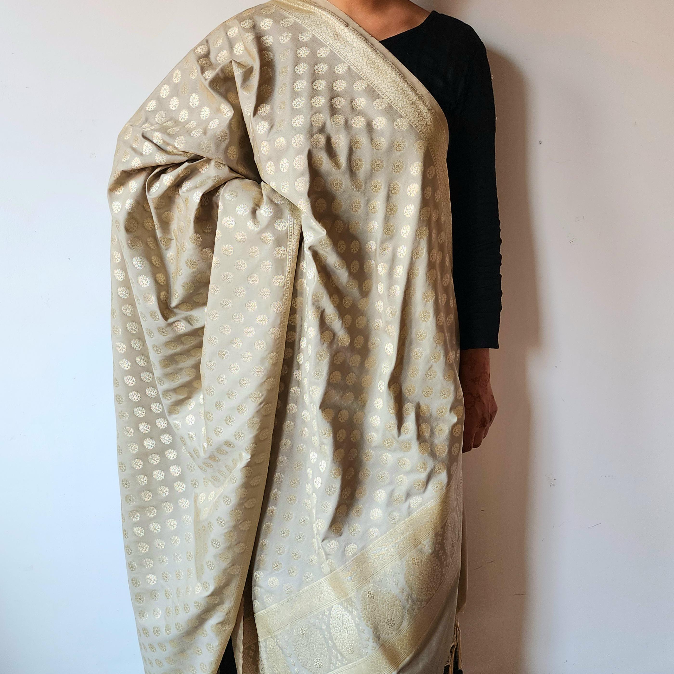 Silver Grey Banarasi Dupatta Subtle Golden Polka Buttis, Elegant Modern Look