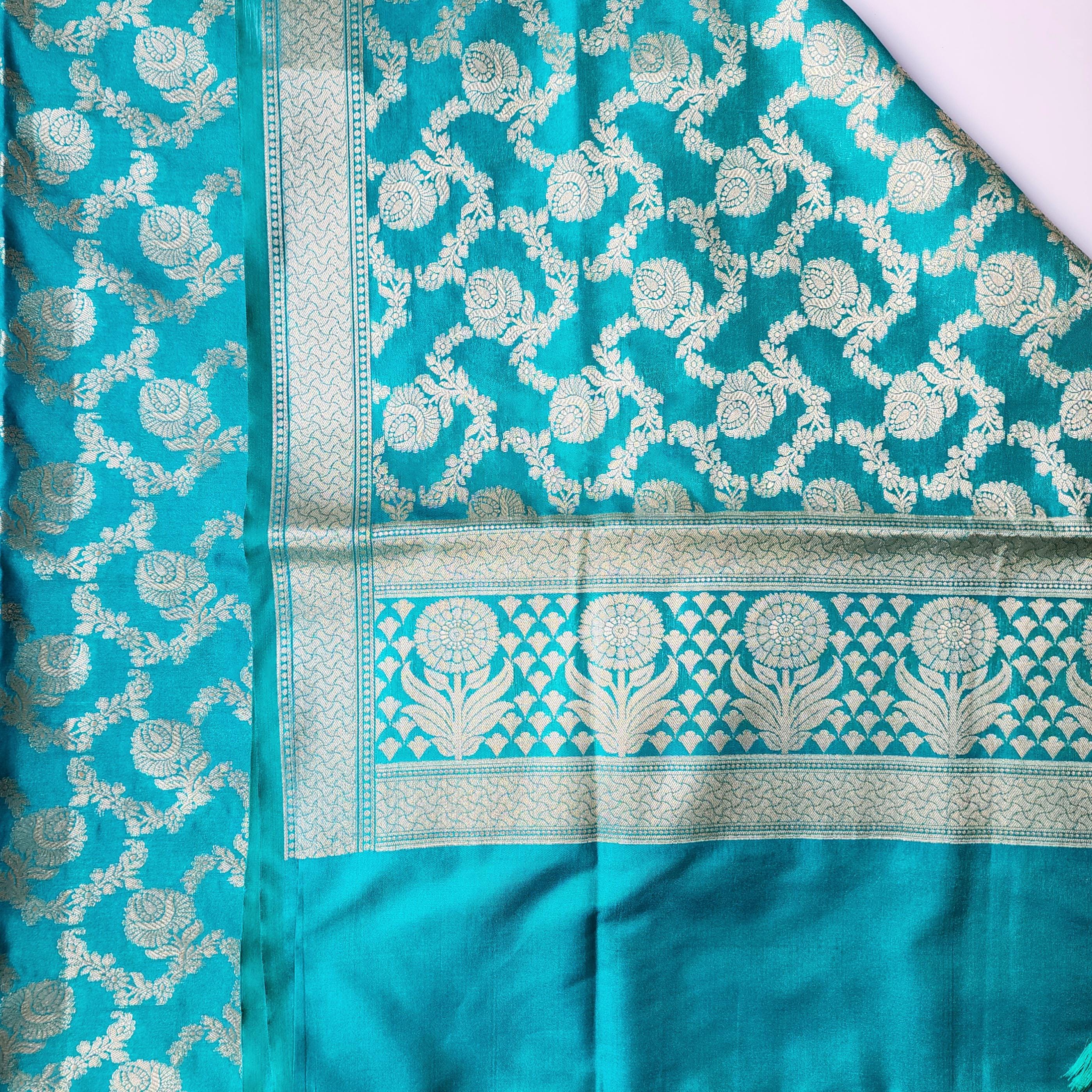 Teal Green Floral Jaal Dupatta with Mughal-Inspired Zari Border