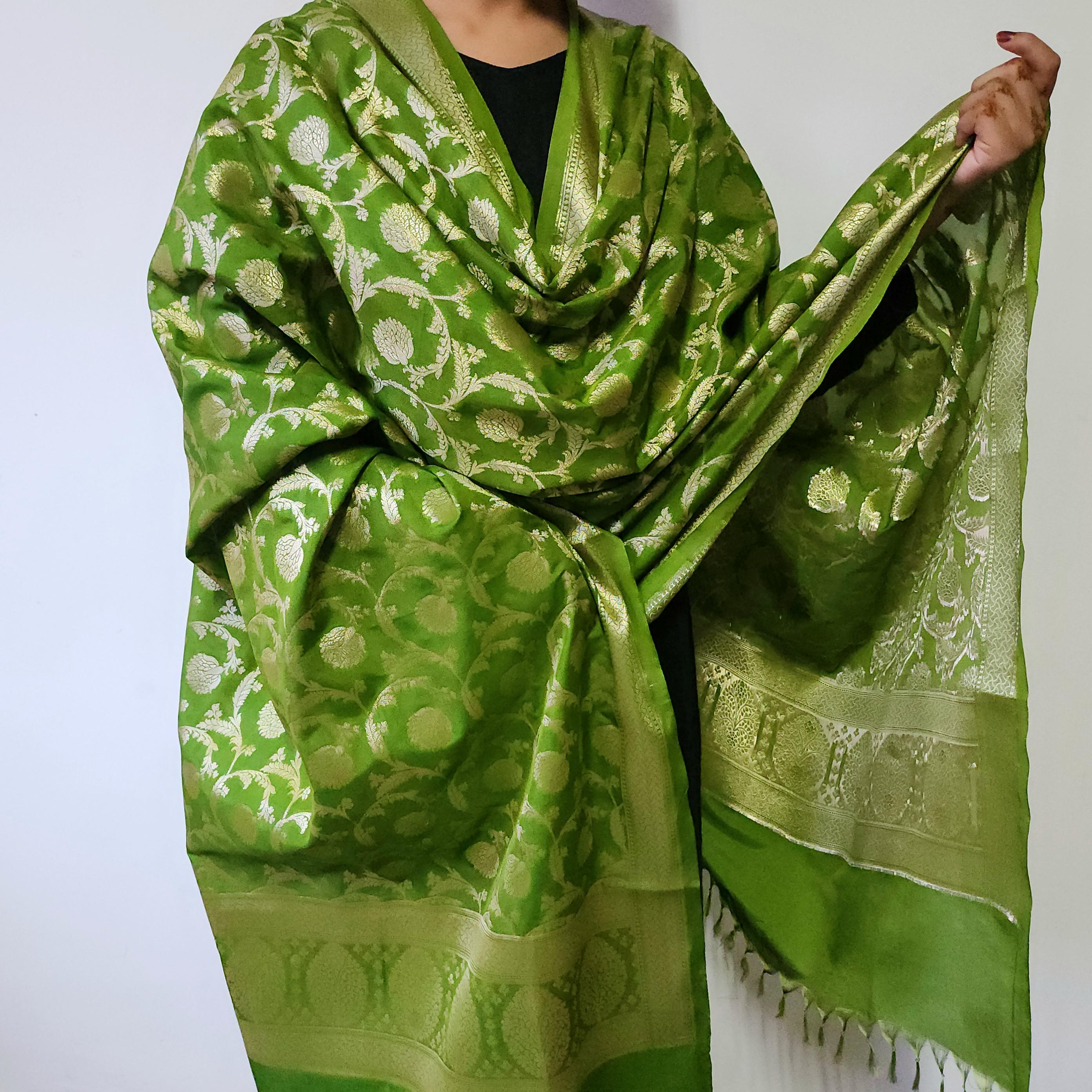 Vibrant Parrot Green Banarasi Dupatta - Zari Blossom Motifs