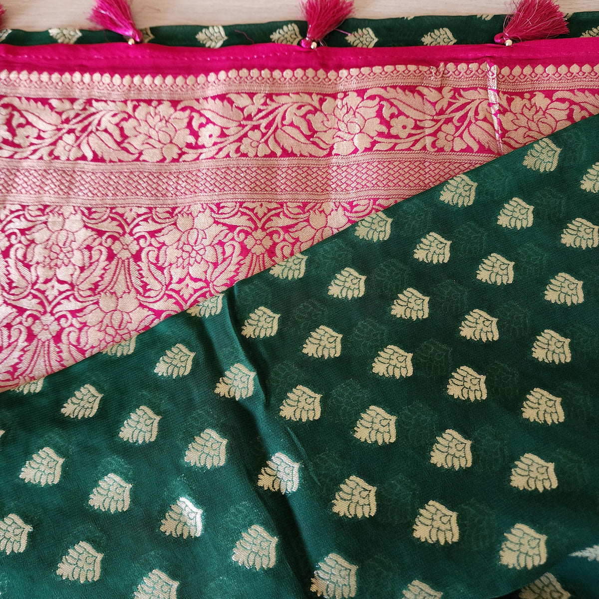 Green-Pink Dual Tone Khaddi Georgette Banarasi Saree
