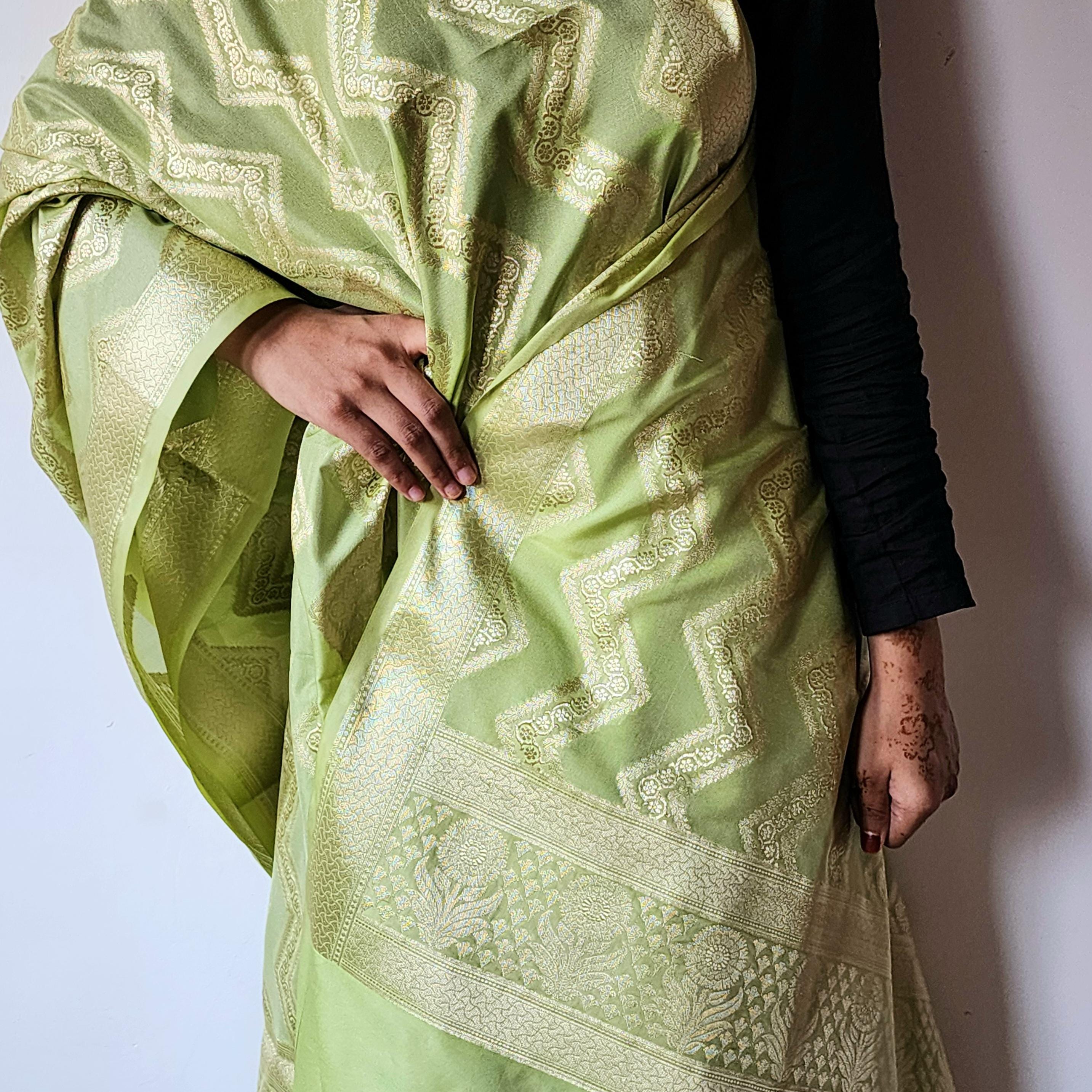 Fresh Lime Green Banarasi Dupatta with Golden Zigzag Pattern