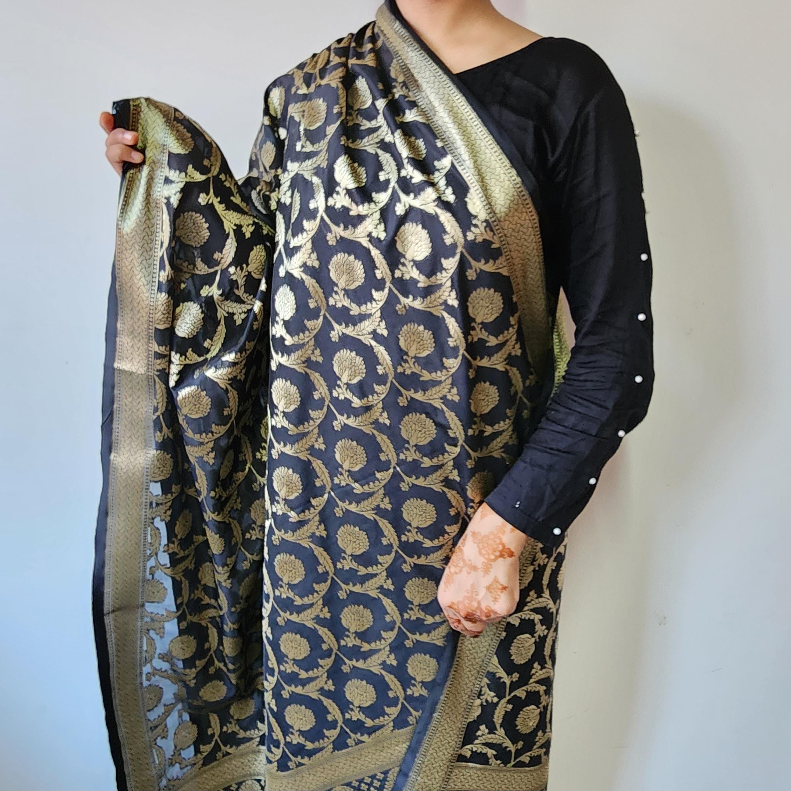 Elegant Black Banarasi Dupatta Golden Floral Weave, Timeless Festive Classic