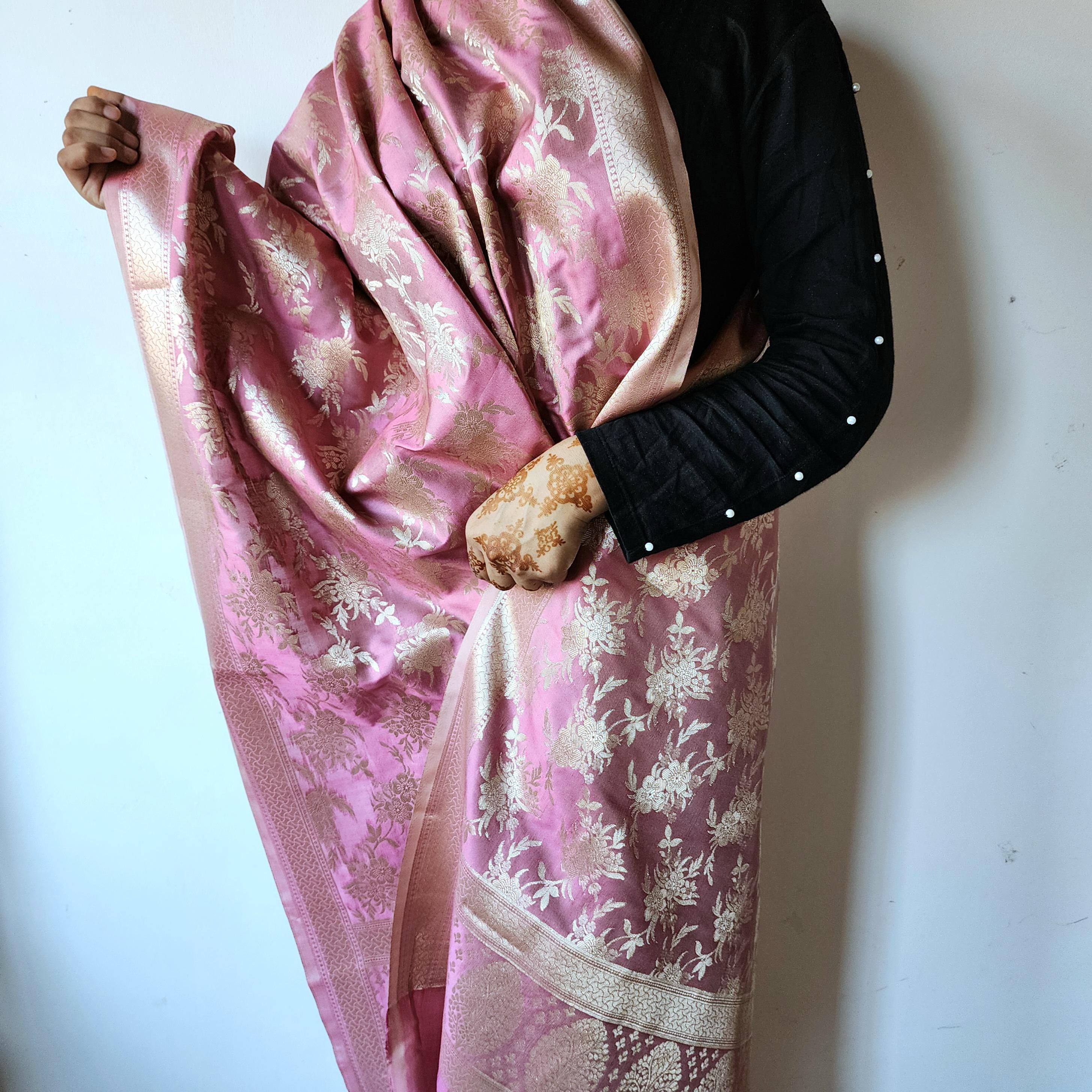 Lavender Pink Mist Banarasi Dupatta Golden Bloom Design, Gentle Sophistication