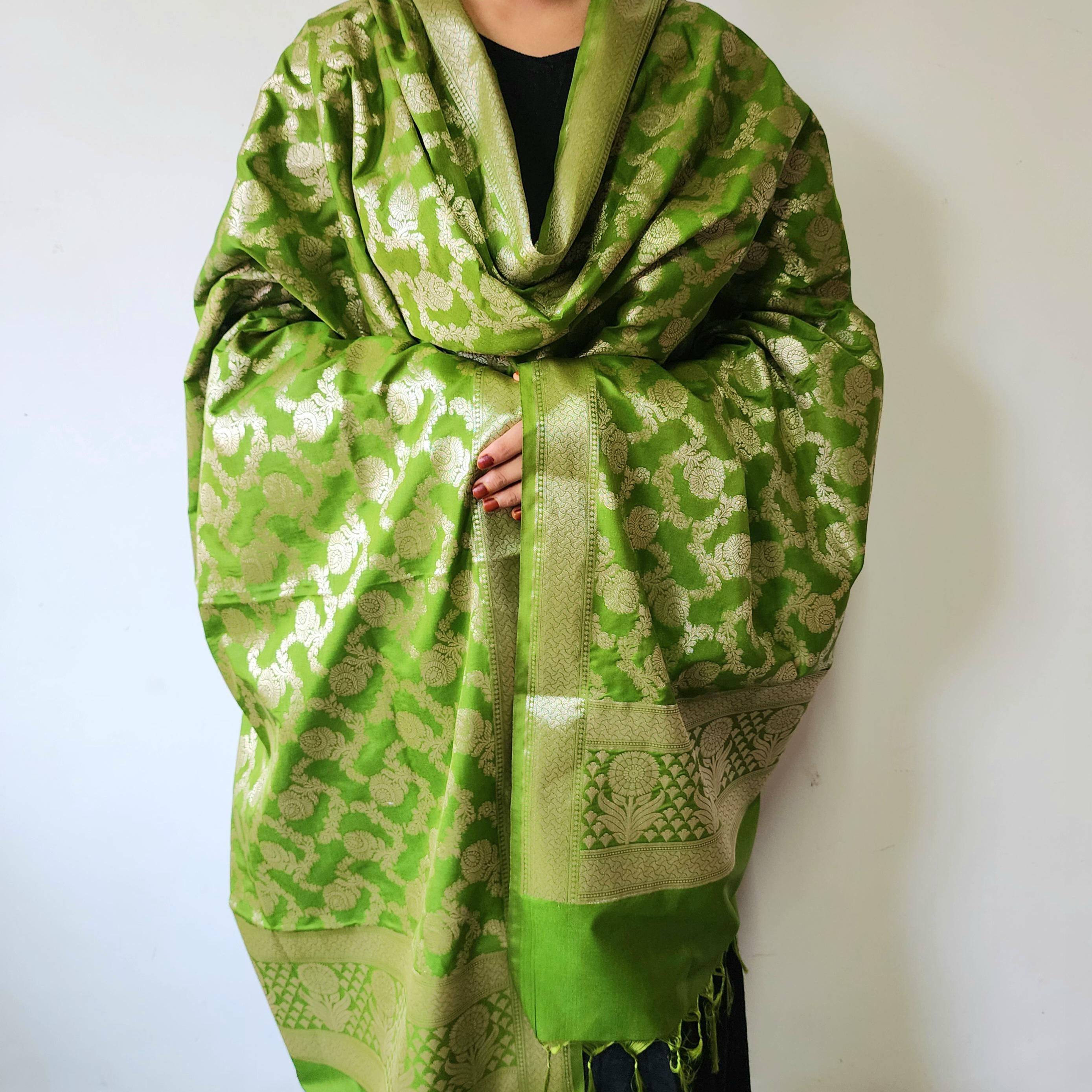 Leaf Green Floral Jaal Dupatta with Mughal-Inspired Zari Border