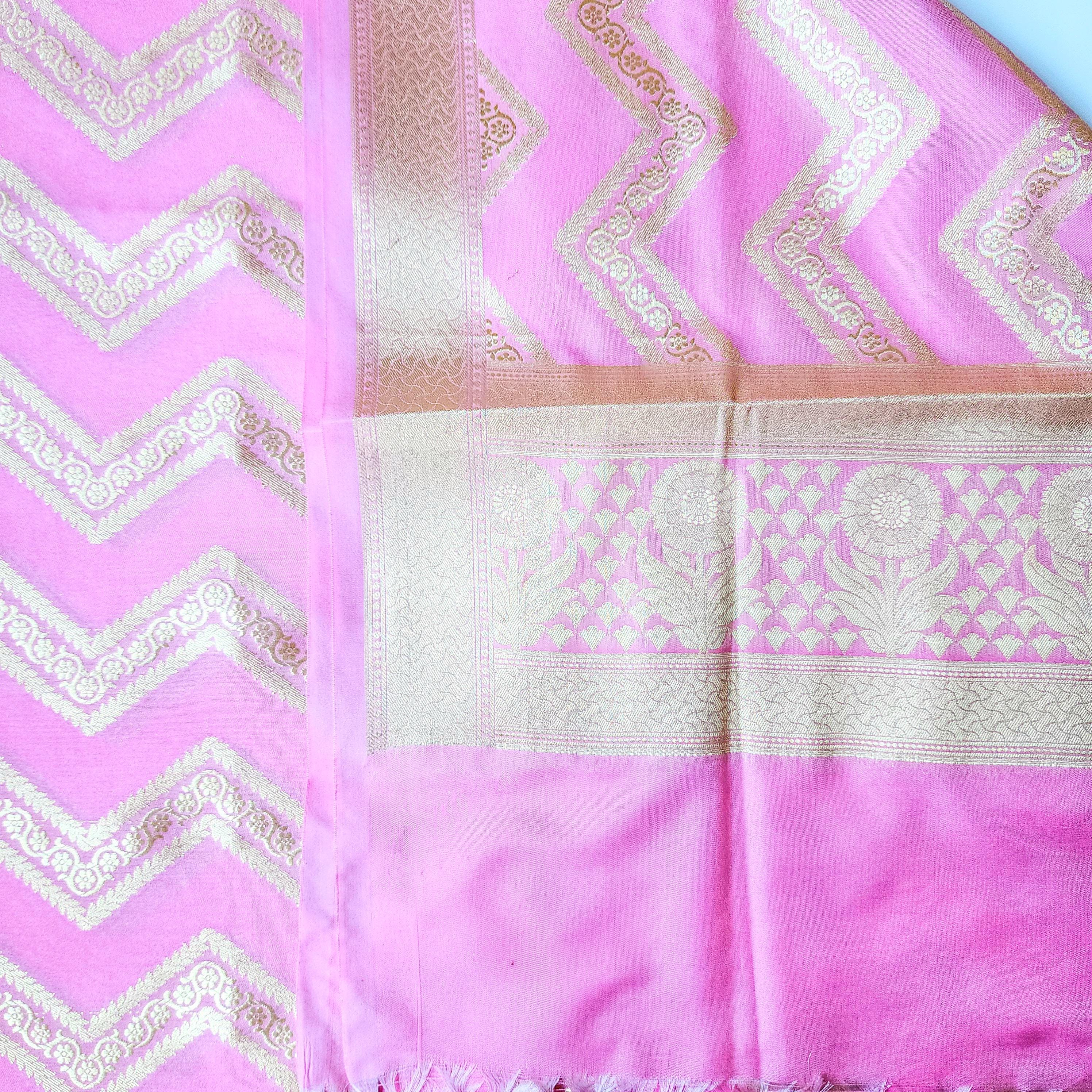 Soft Pastel Pink Banarasi Dupatta Golden Chevron Pattern, Youthful Radiance