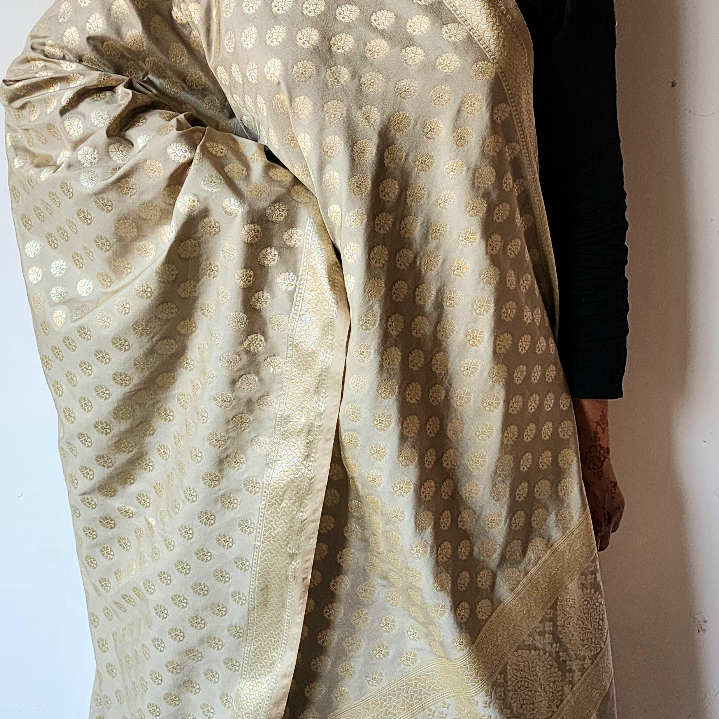 Silver Grey Banarasi Dupatta Subtle Golden Polka Buttis, Elegant Modern Look