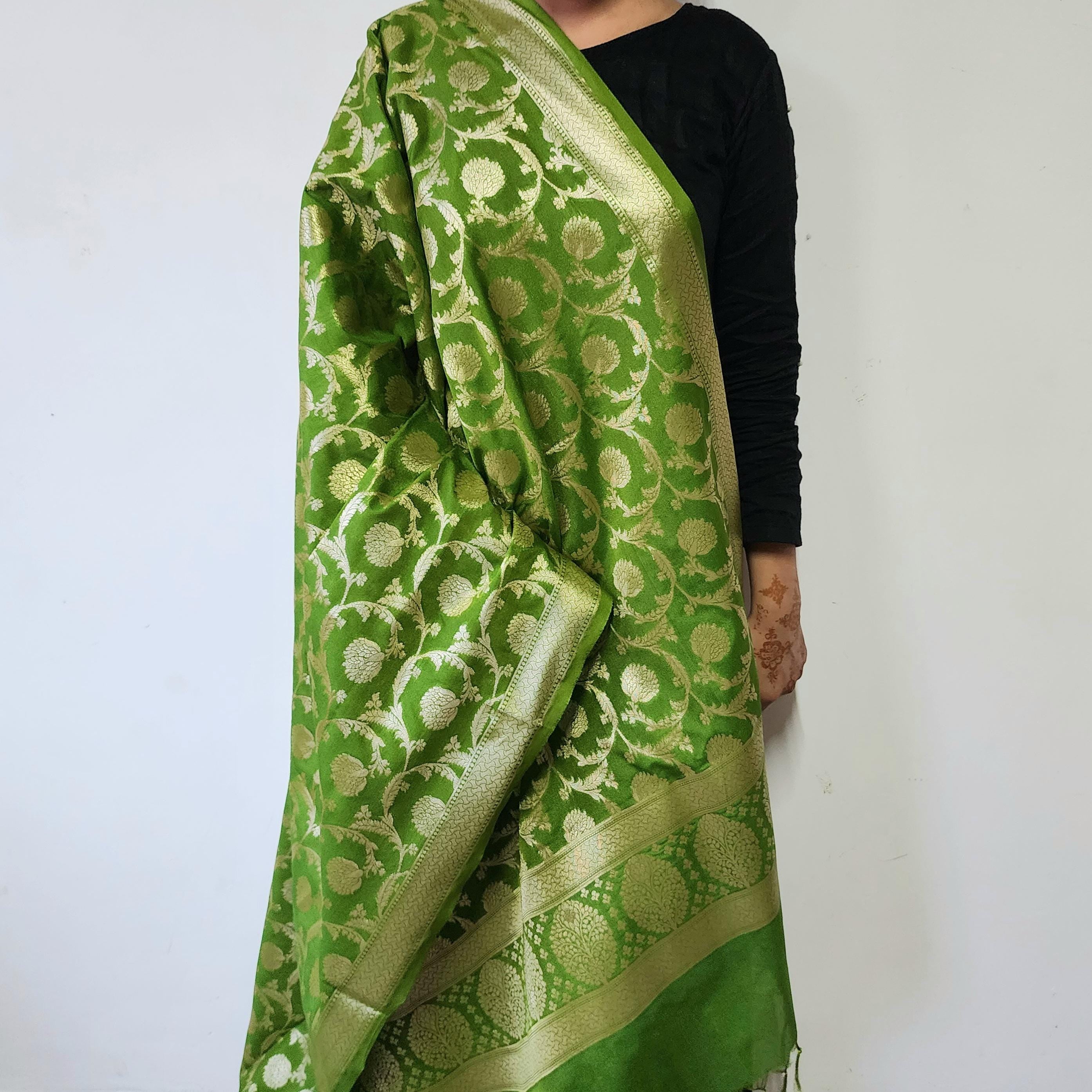 Vibrant Parrot Green Banarasi Dupatta - Zari Blossom Motifs
