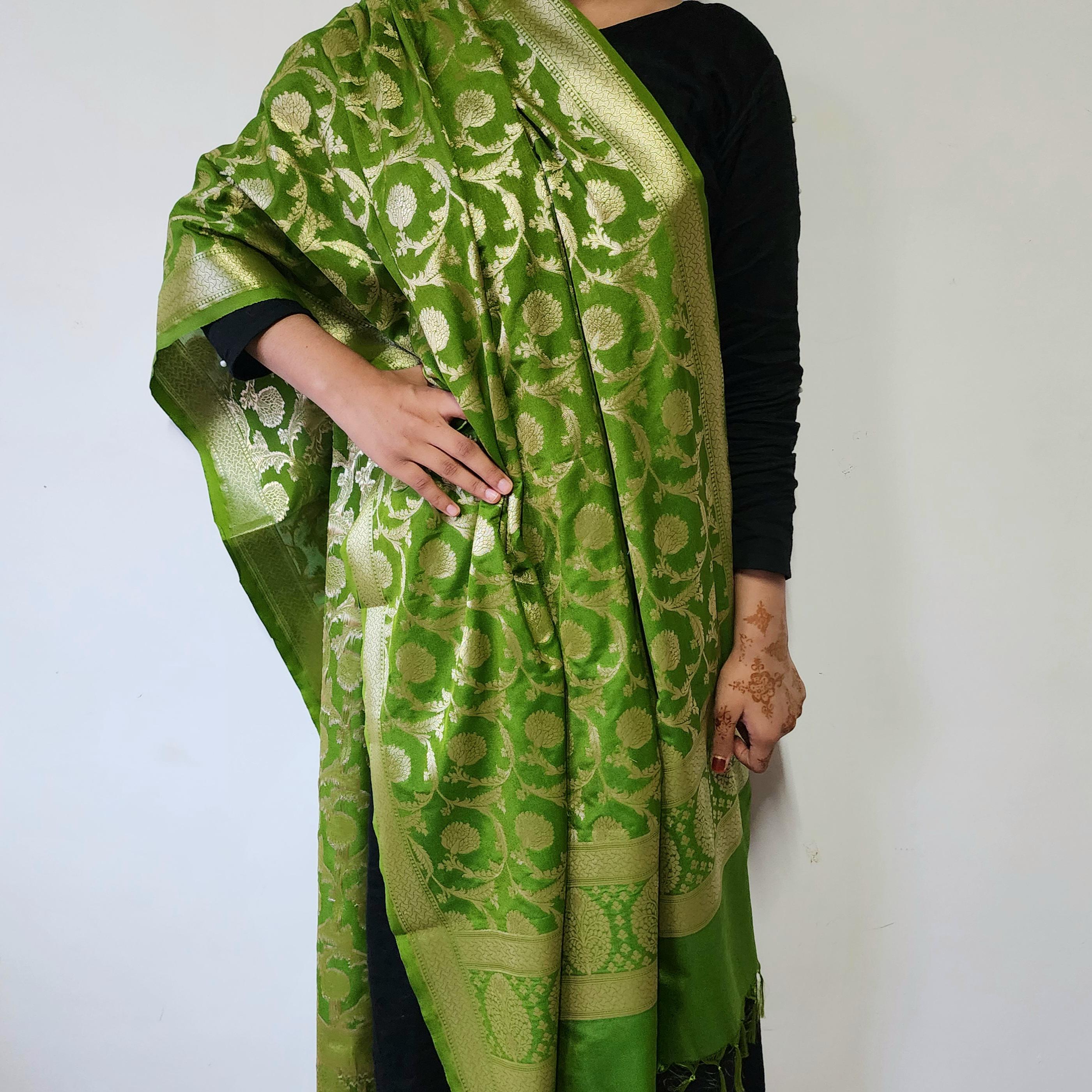 Vibrant Parrot Green Banarasi Dupatta - Zari Blossom Motifs