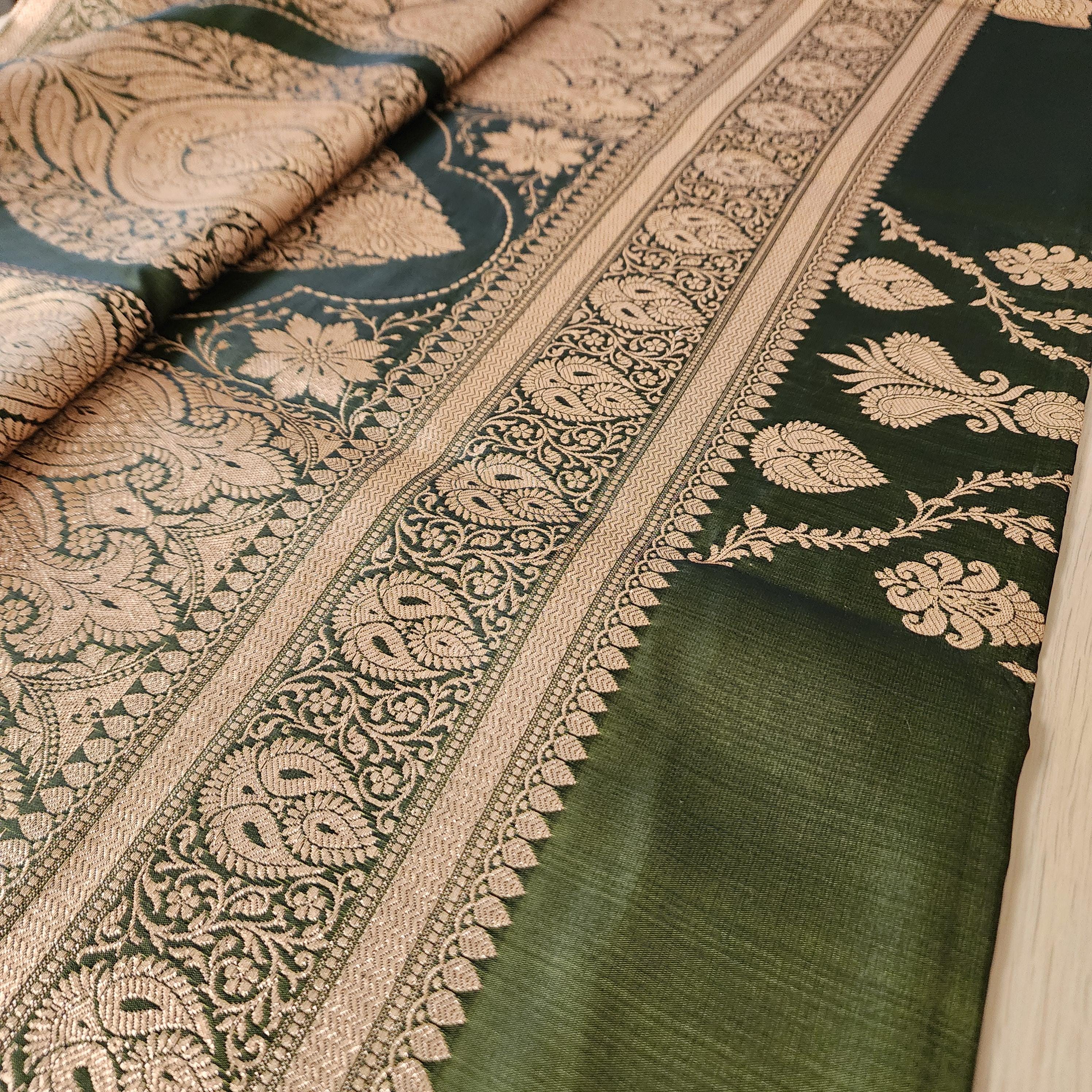 Rich Mehendi Green Pure Banarasi Katan Silk Saree with light Gold Zari Weaving