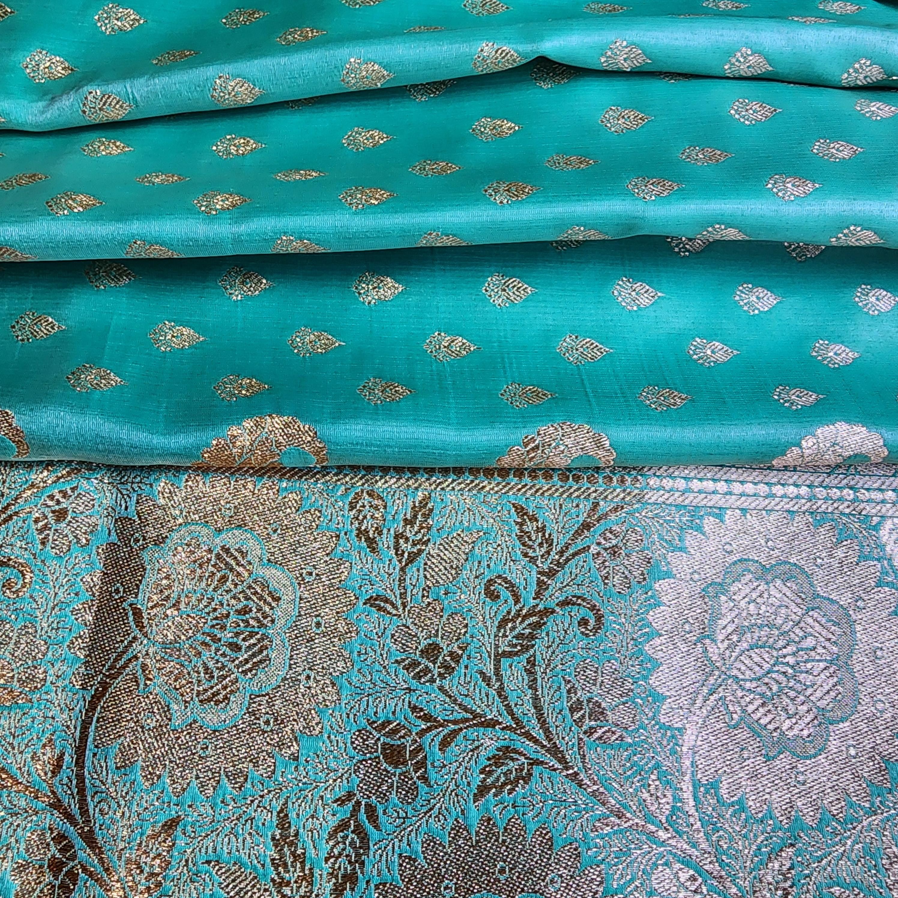 Rich Emerald Green Banarasi Silk Saree with Gold Zari Weaving