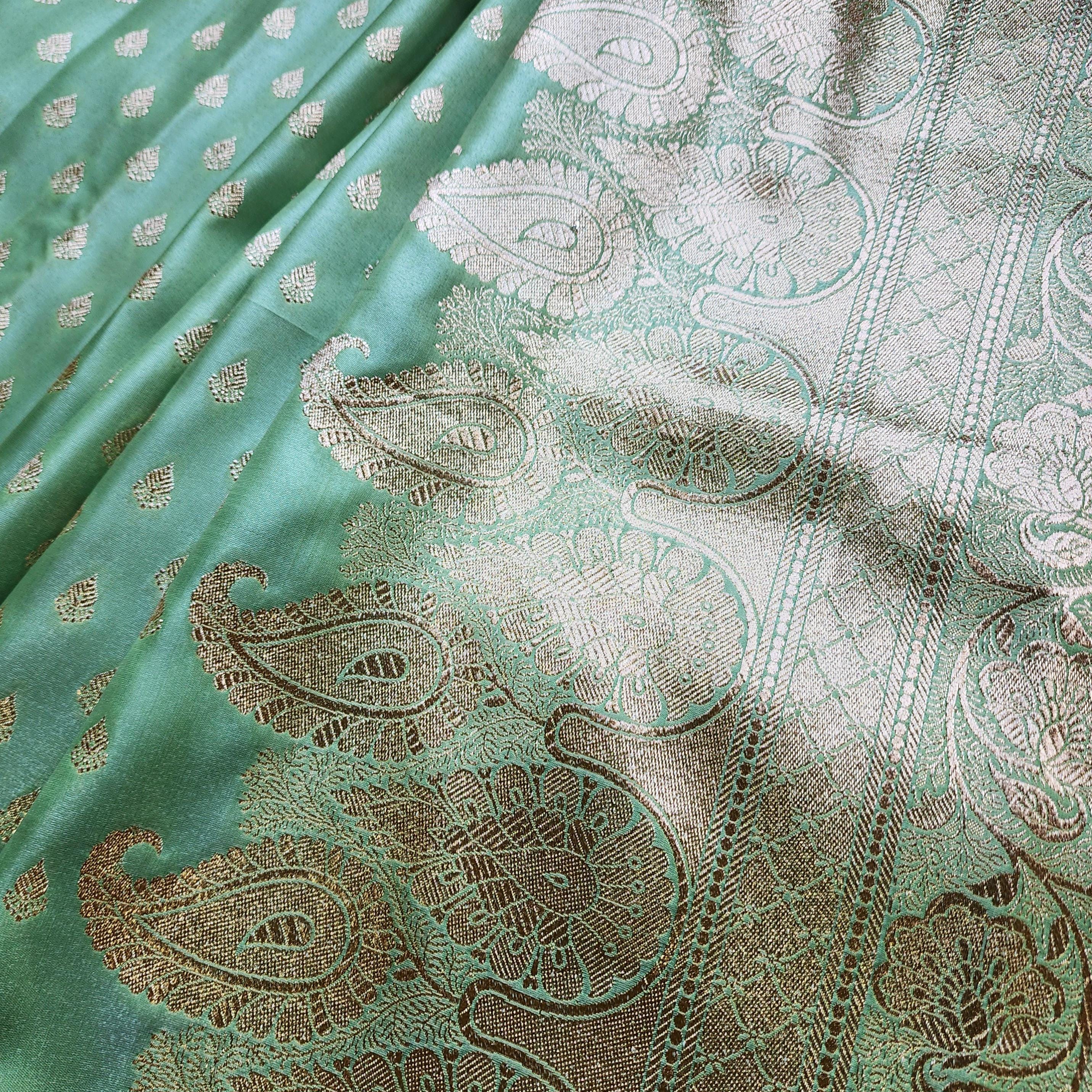 Rich Mehendi Green Banarasi Silk Saree with Gold Zari Weaving