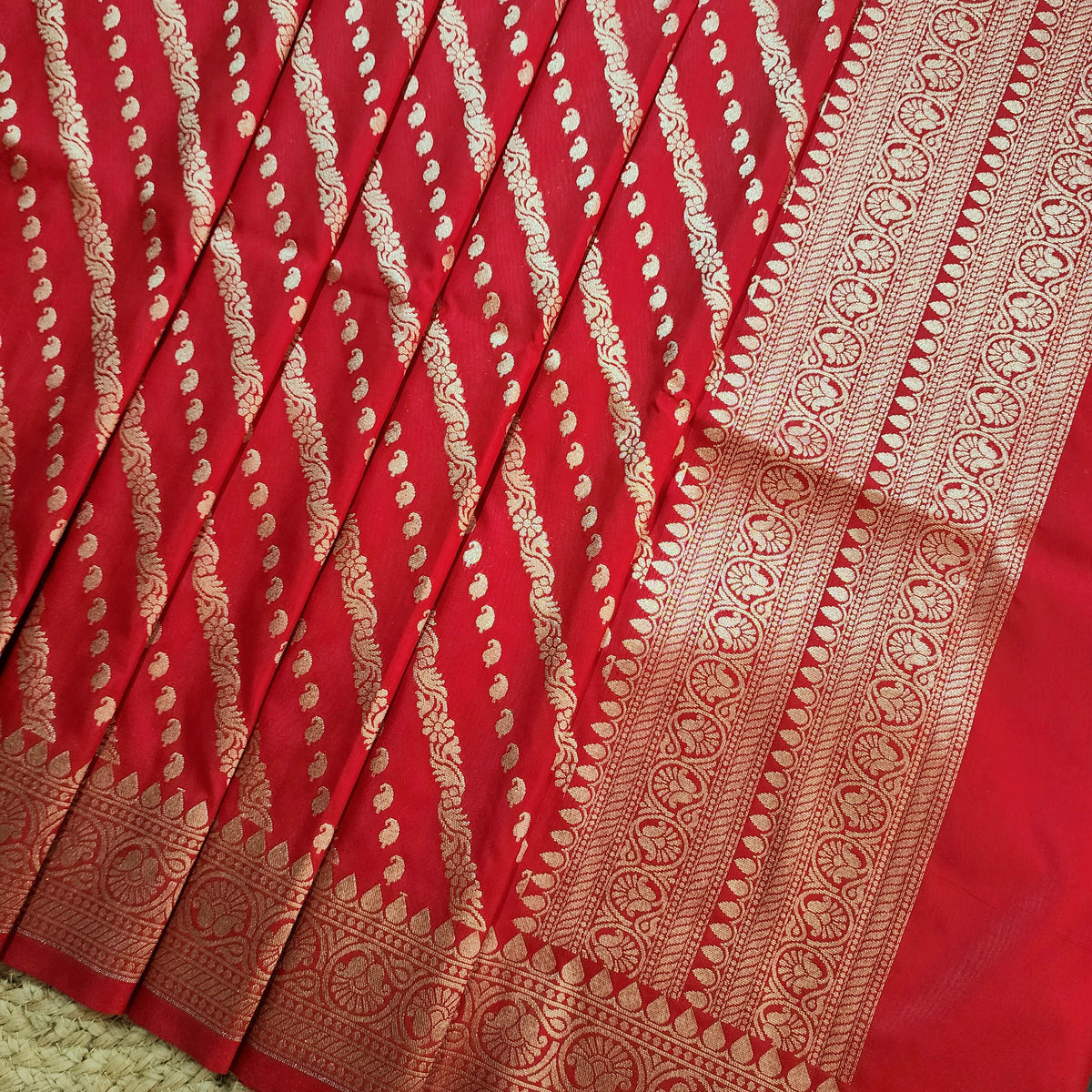 Red - Banarasi Leheriya Style Dupatta