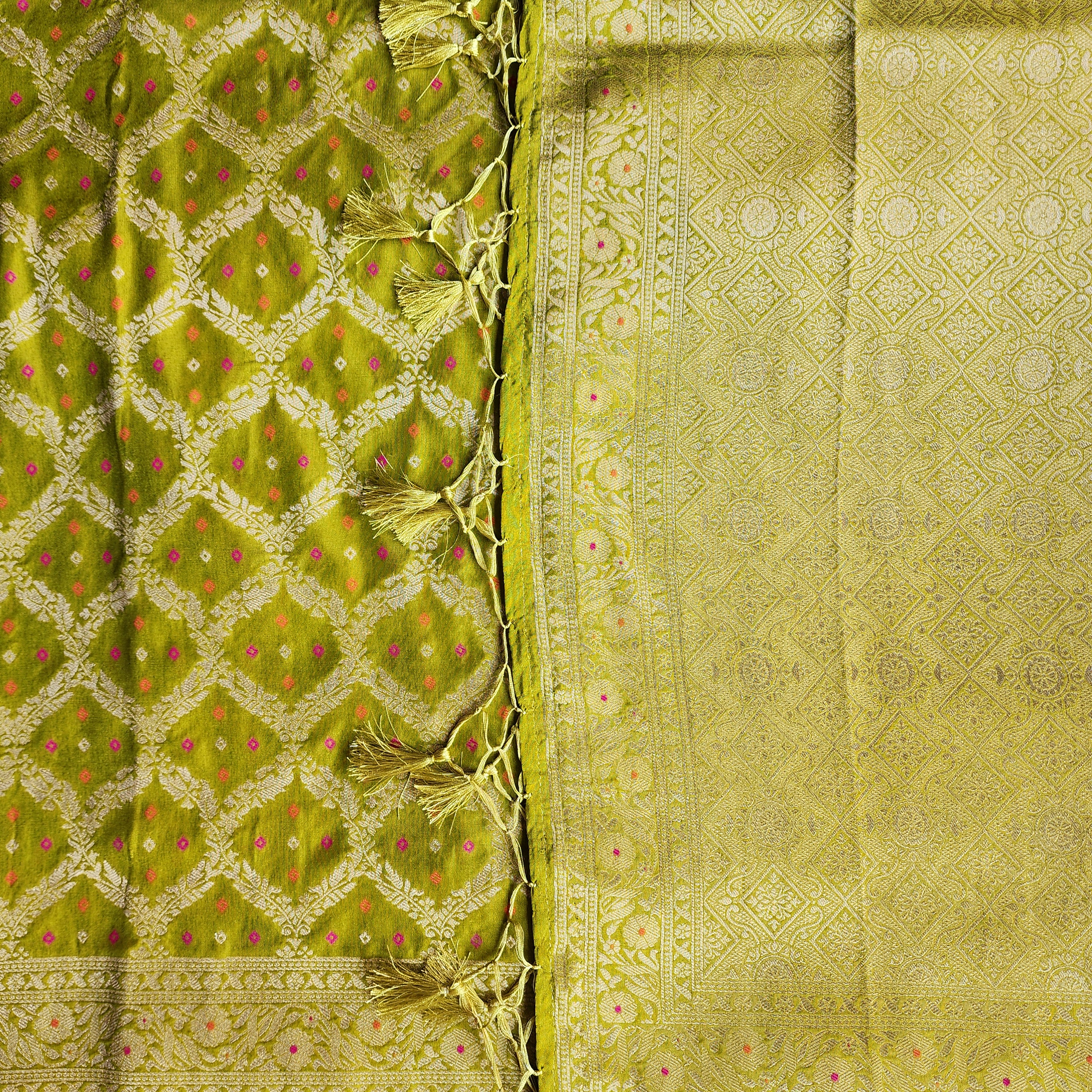 Lime Green Bandhani Dupatta with Traditional Jaal