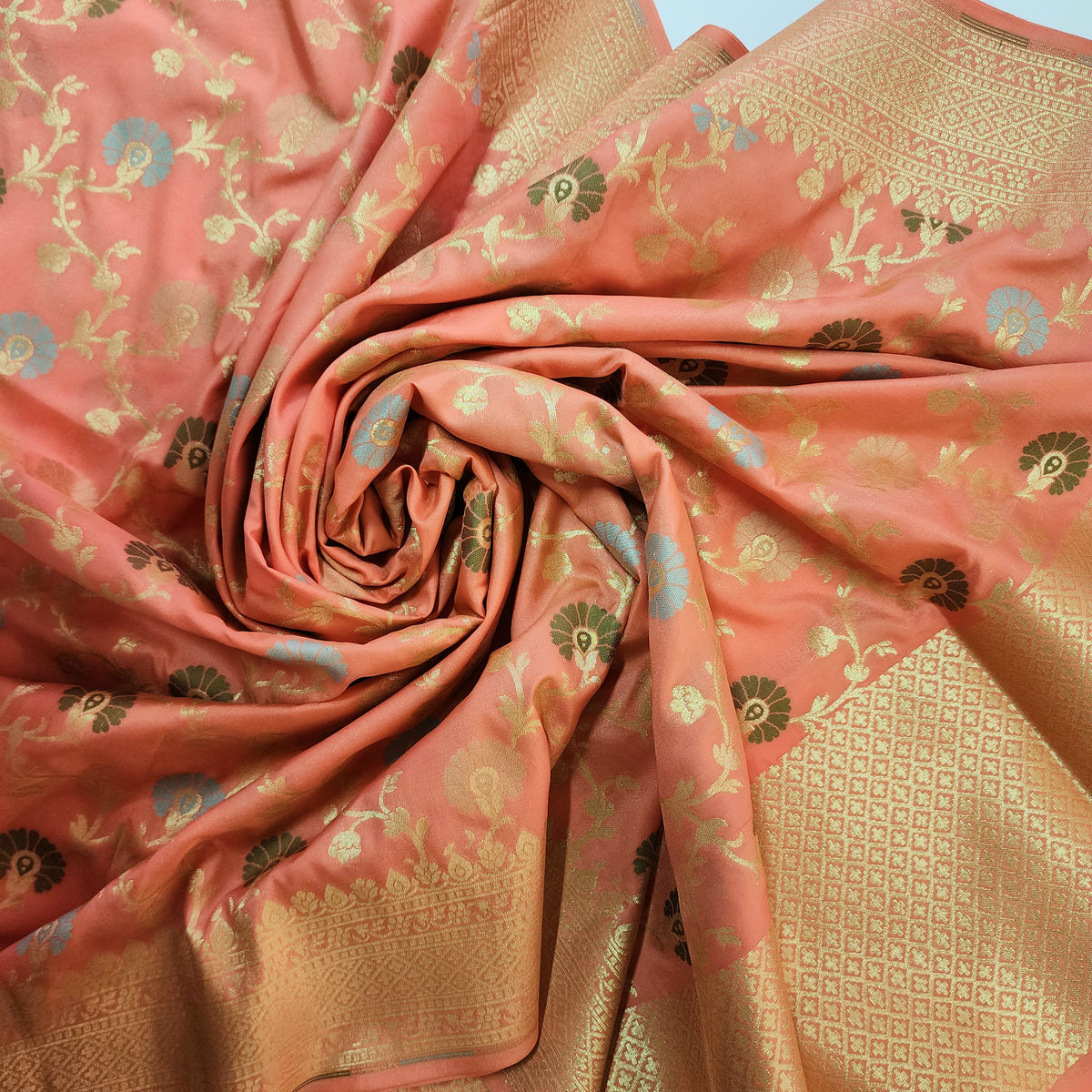 Banarasi Silk Floral Jaal Dupatta - Peach