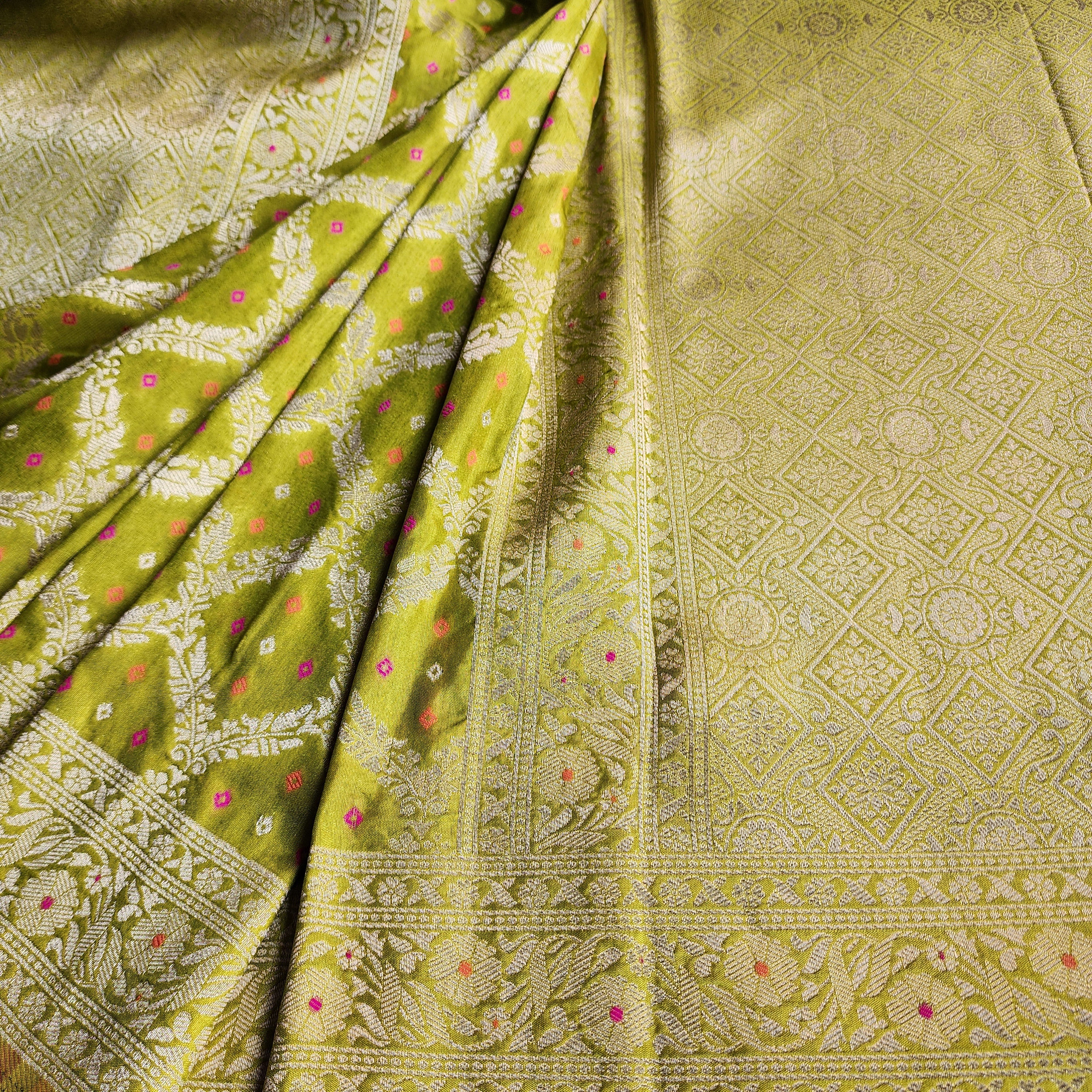 Lime Green Bandhani Dupatta with Traditional Jaal