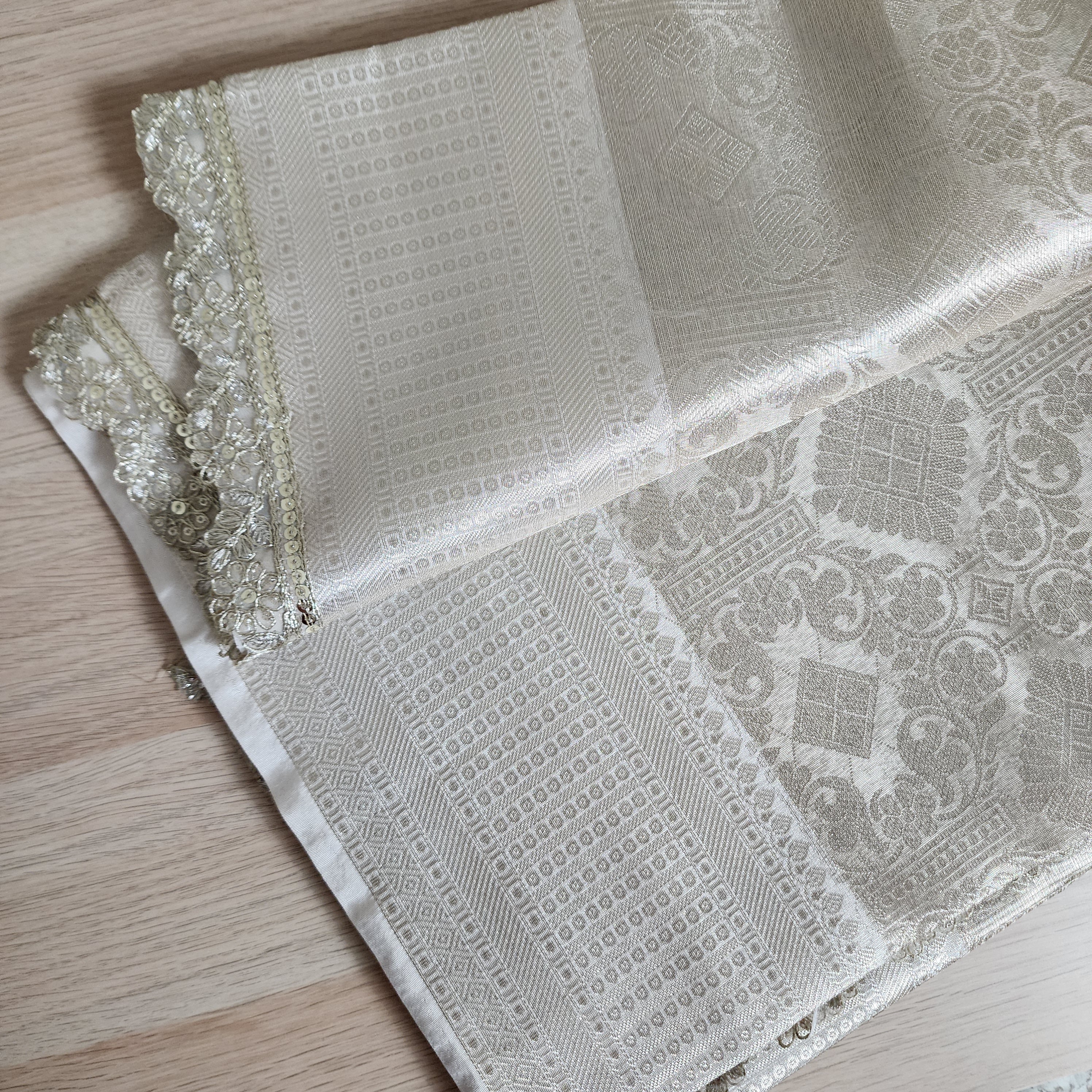 Elegant Glass Tissue Silk Saree in Brocade style weaving