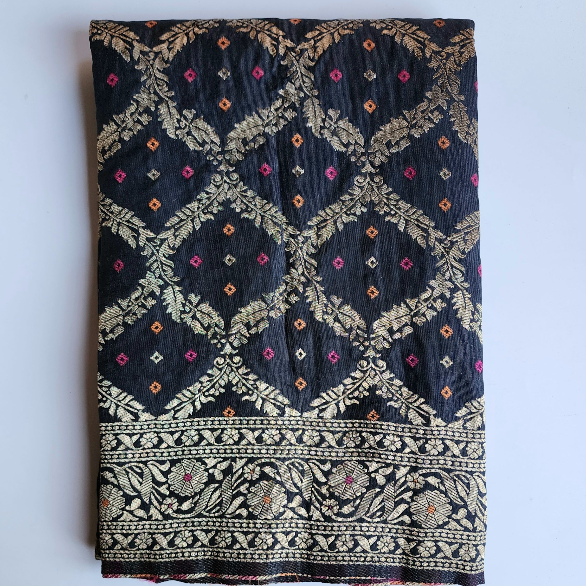 Black Bandhani Dupatta with Traditional Jaal