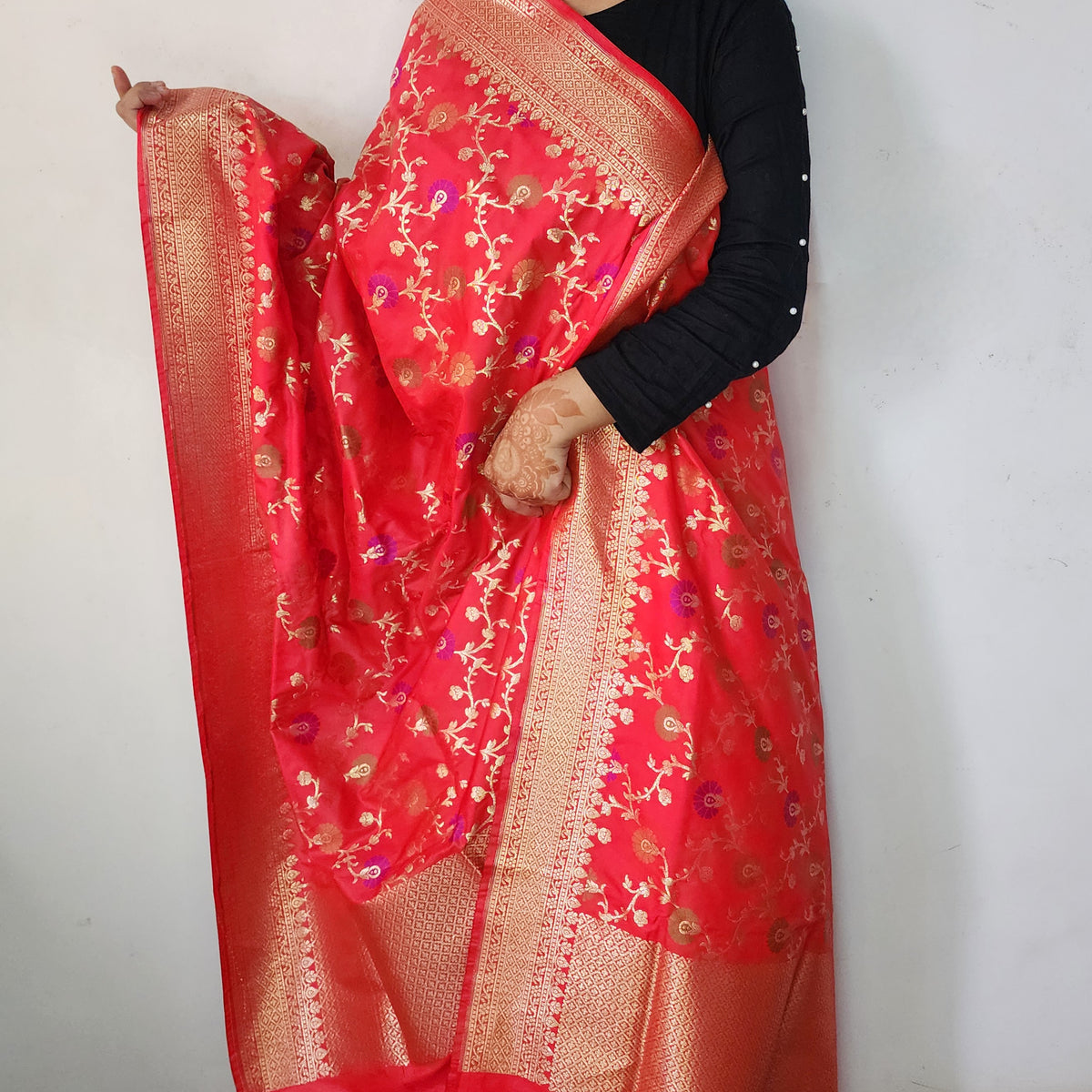 Banarasi Silk Floral Jaal Dupatta - Crimson Red