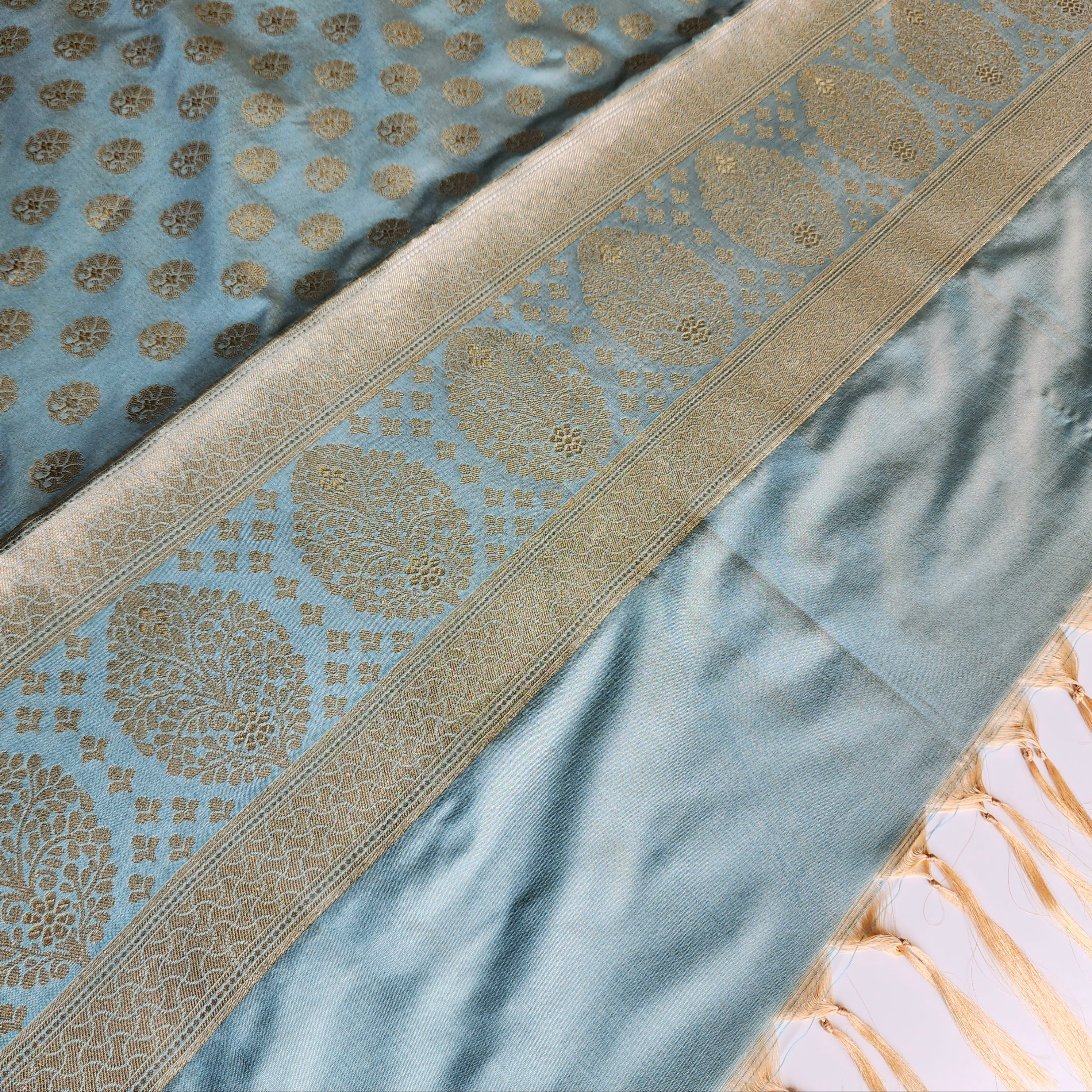 Dusty Mint Banarasi Dupatta with Soft Polka Dots