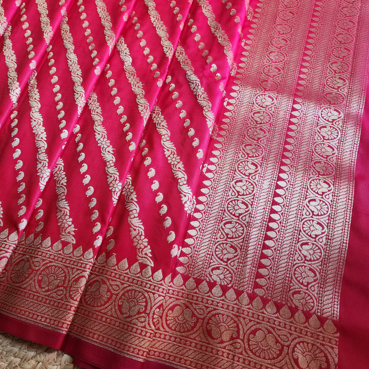 Rani Pink - Banarasi Leheriya Style Dupatta