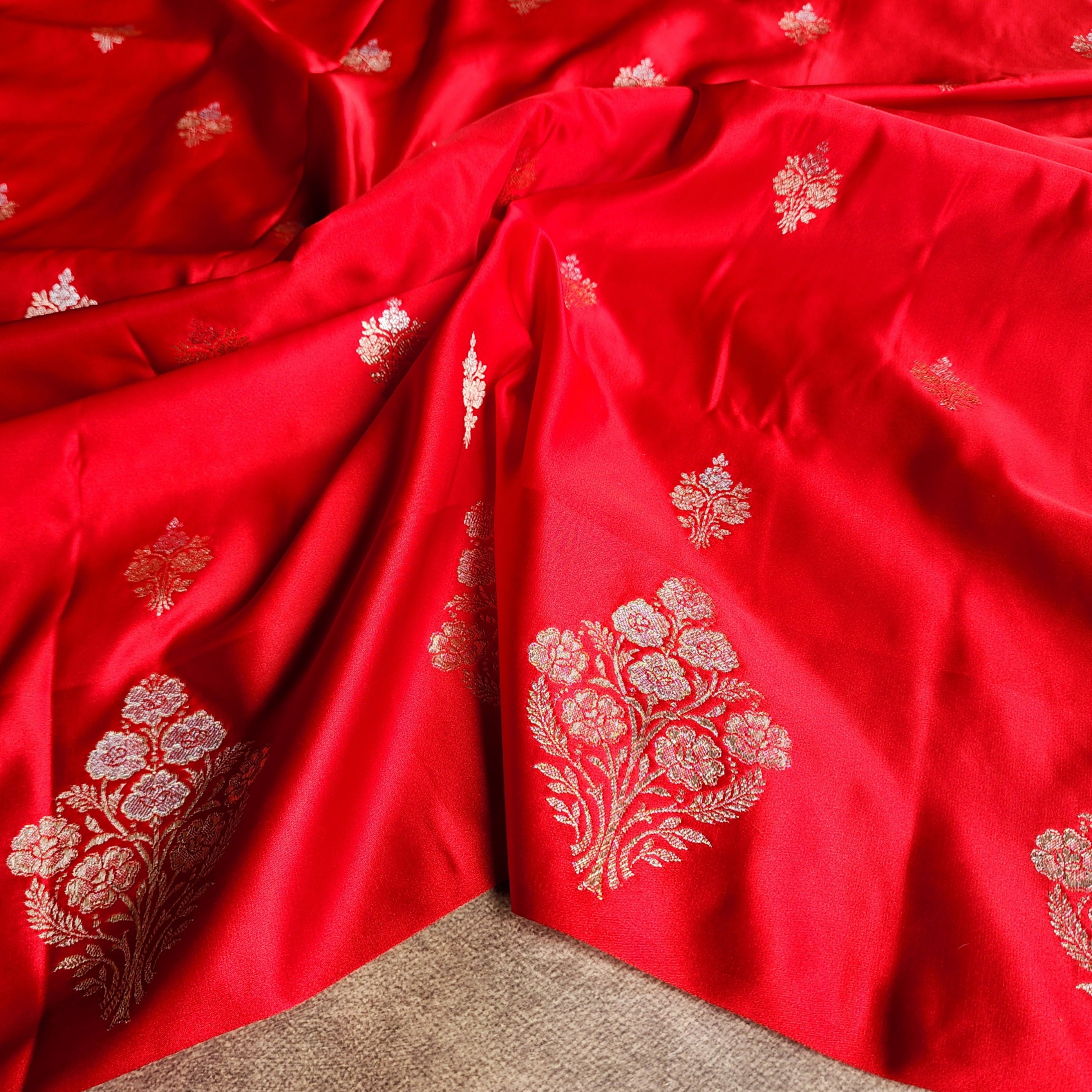 Dual-Tone Bright Red Pure Banarasi Katan Silk Saree