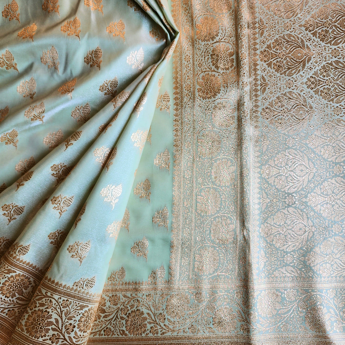 Rich Mint Green Banarasi Silk Saree with Gold Zari Weaving