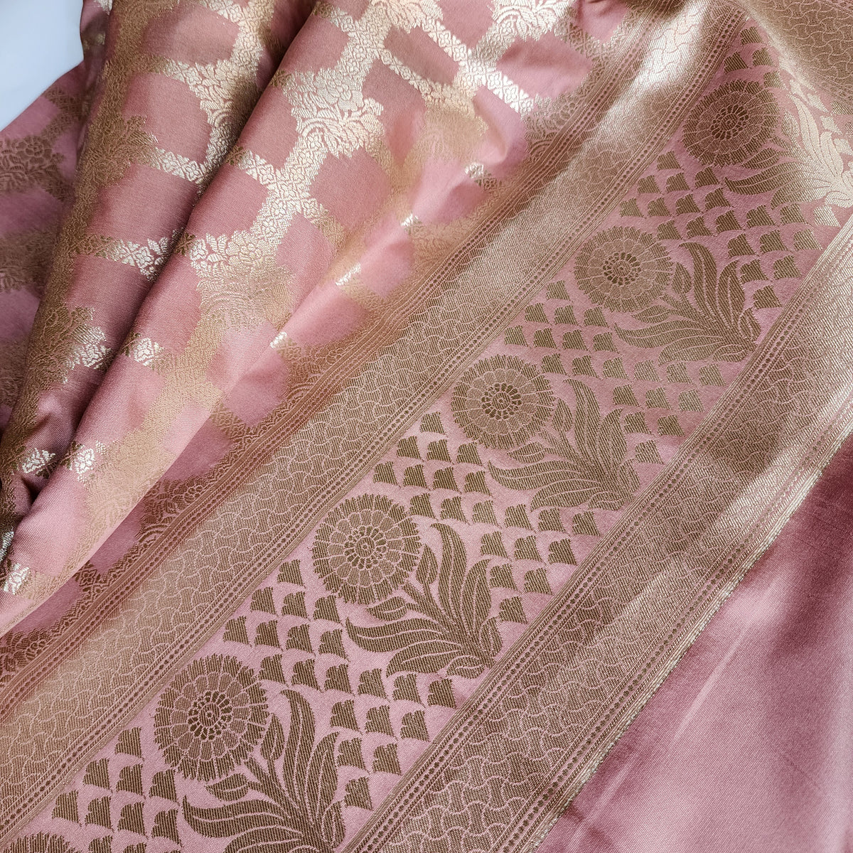 Rose Pink Banarasi Dupatta - Golden Lattice Weave