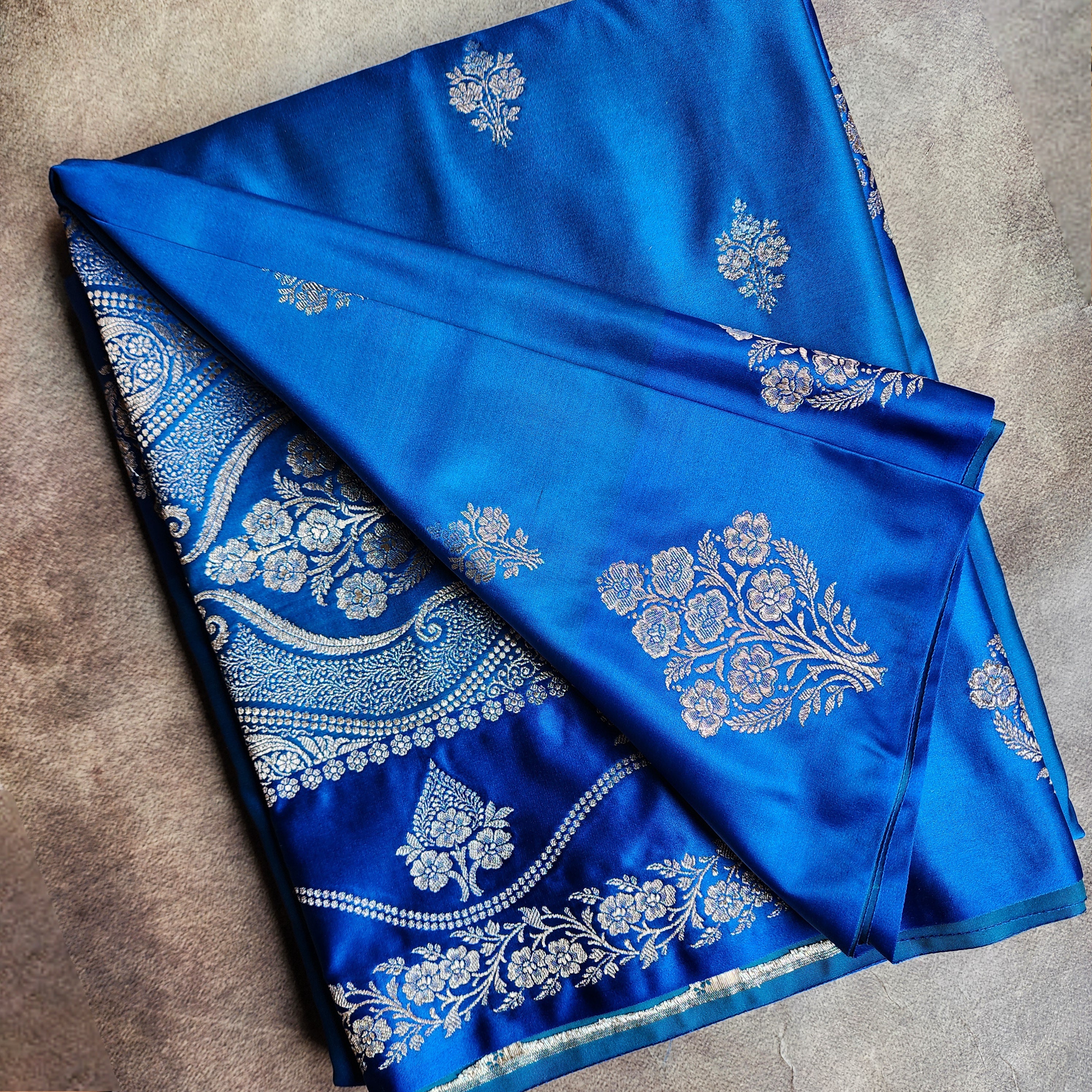 Dual-Tone Shiny Blue Pure Banarasi Katan Silk Saree