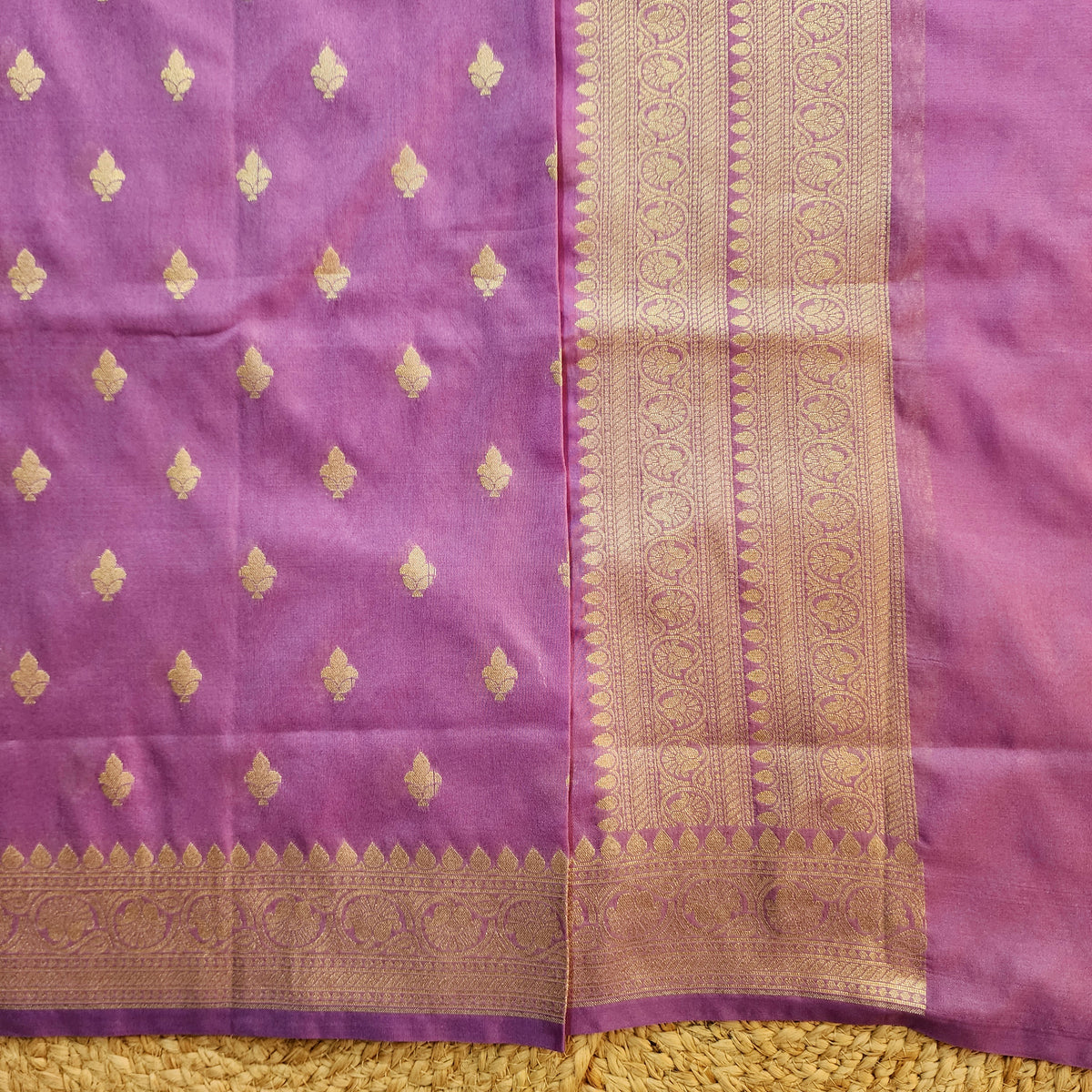 Purple Zari Banarasi Tapetta Silk Leaf Weave Dupatta