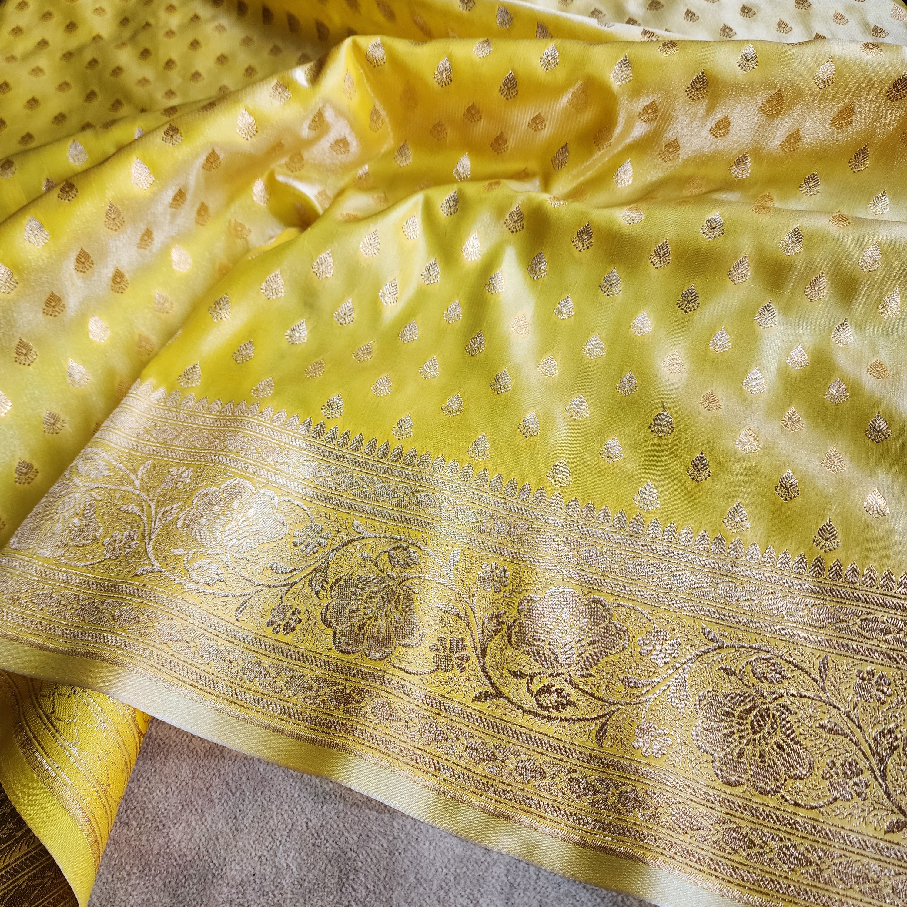 Rich Lemon Yellow Banarasi Silk Saree with Gold Zari Weaving