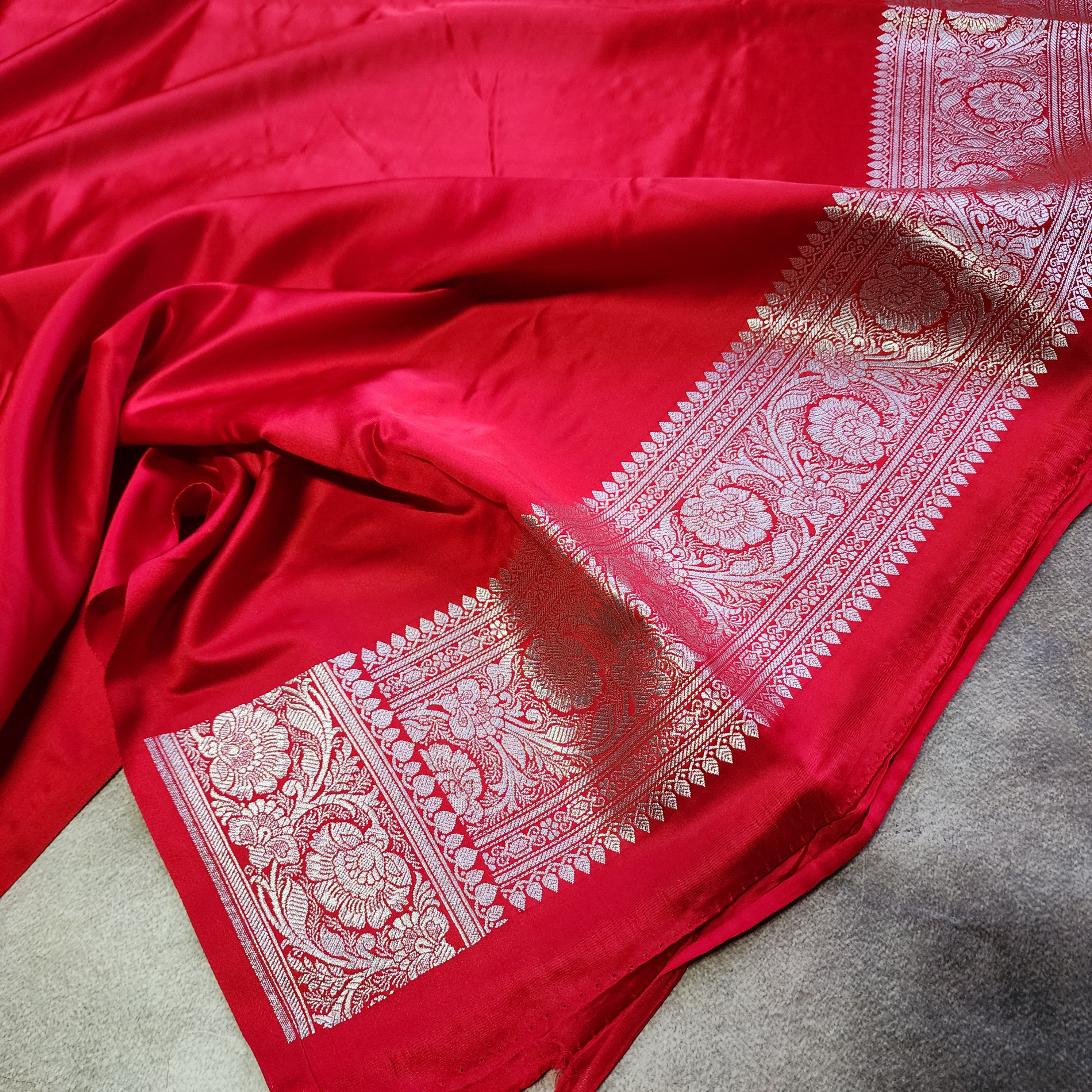 Ivory Pure Banarasi Katan Silk Saree with light Gold Zari Weaving