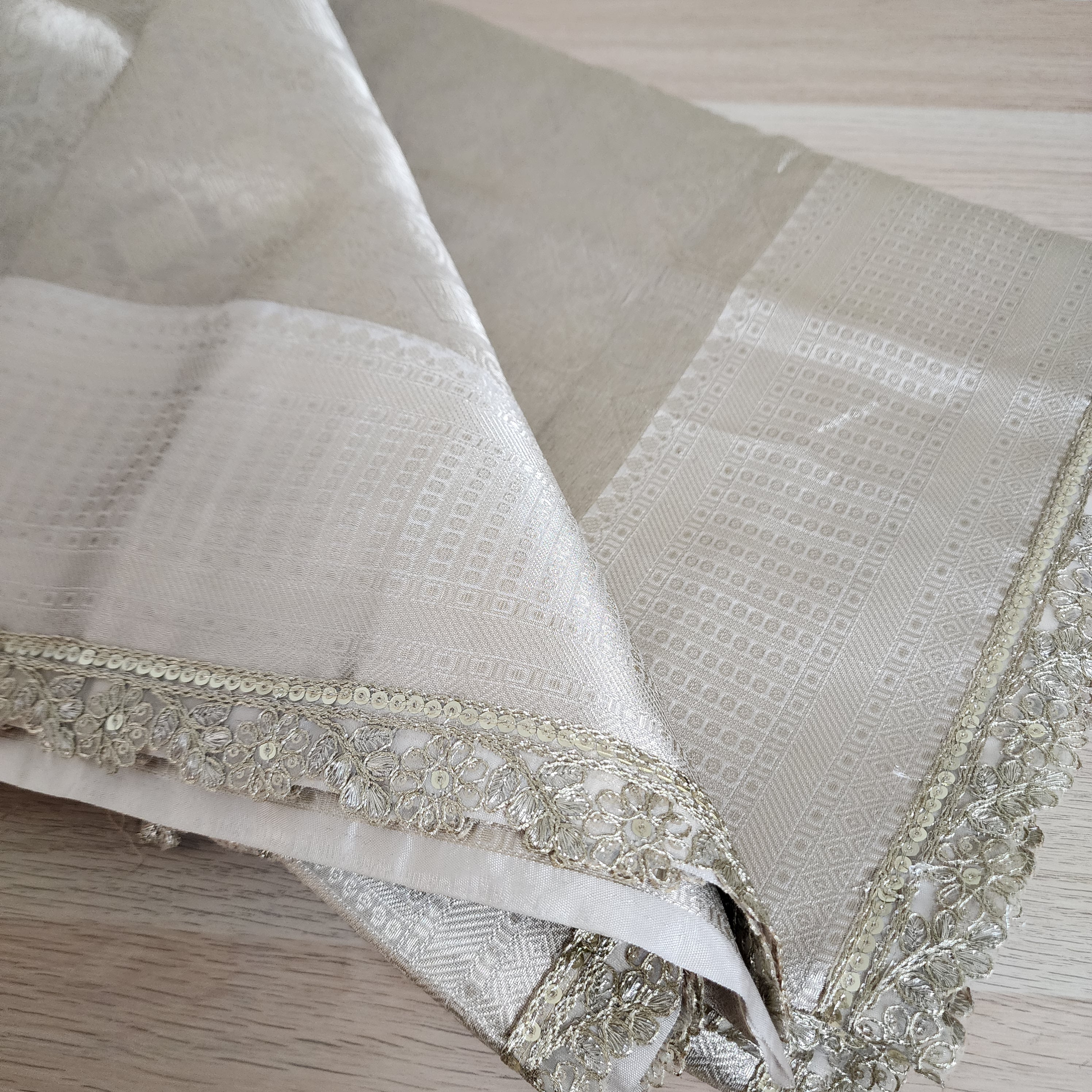 Elegant Glass Tissue Silk Saree in Brocade style weaving