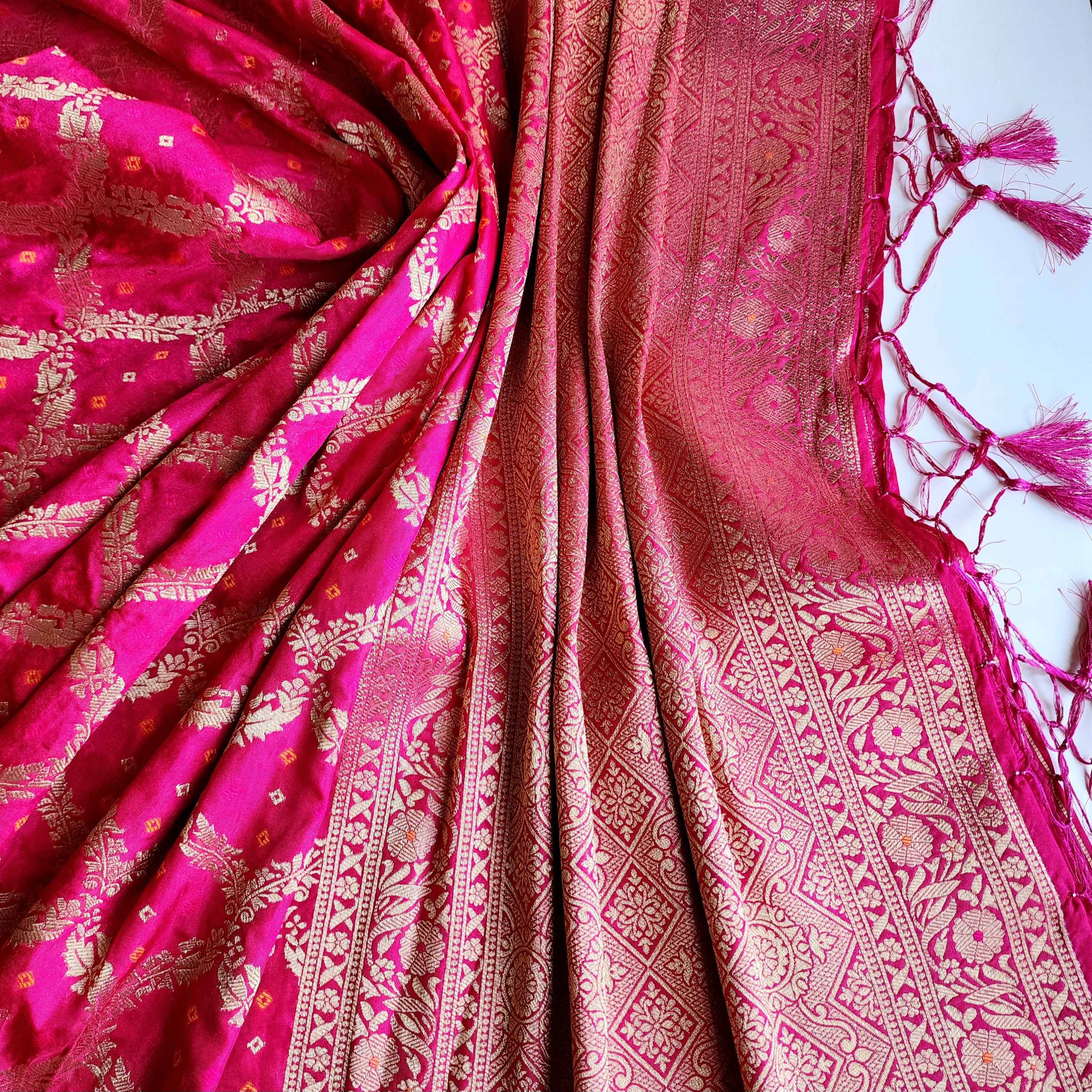 Deep Magenta Bandhani Dupatta with Traditional Jaal