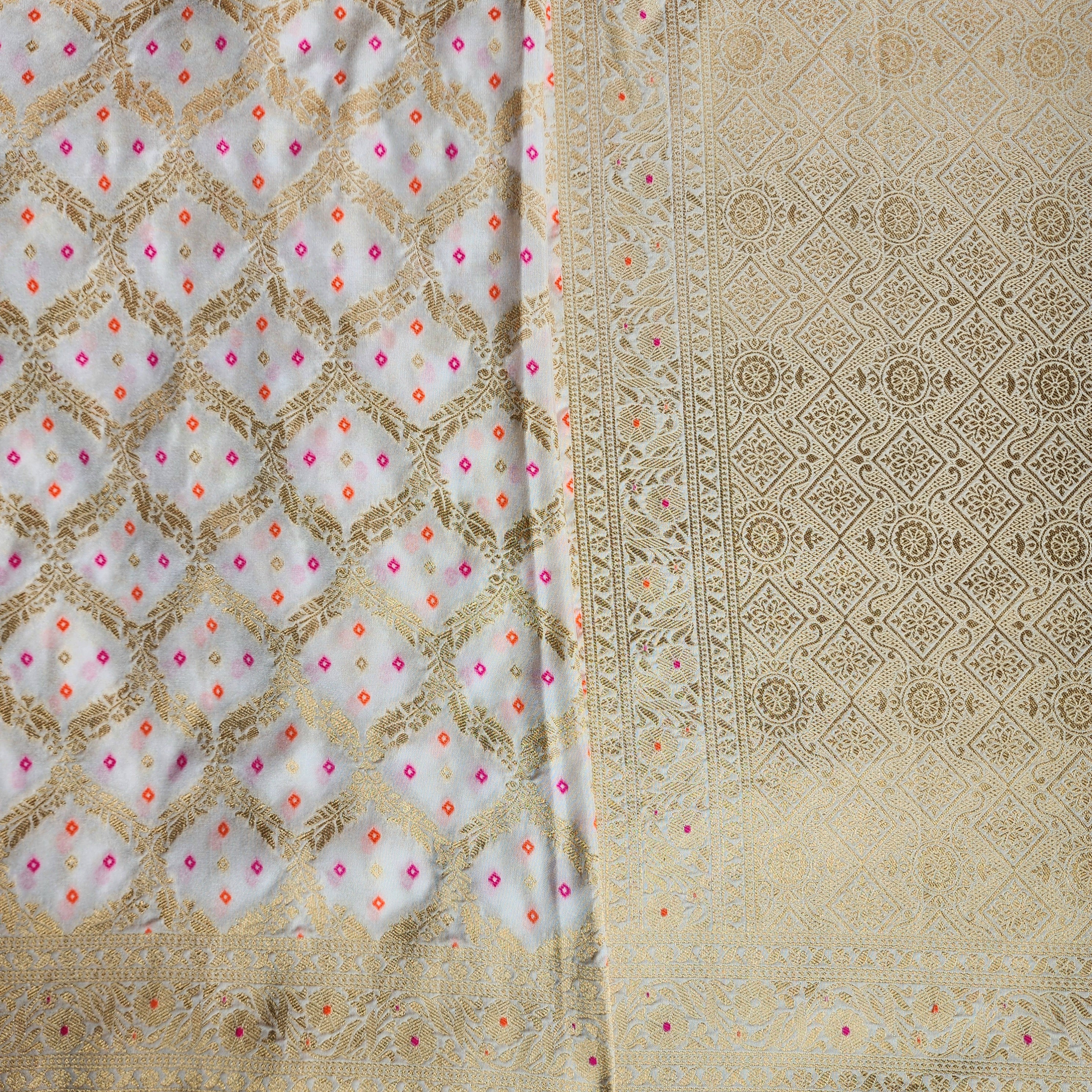 White Bandhani Dupatta with Traditional Jaal