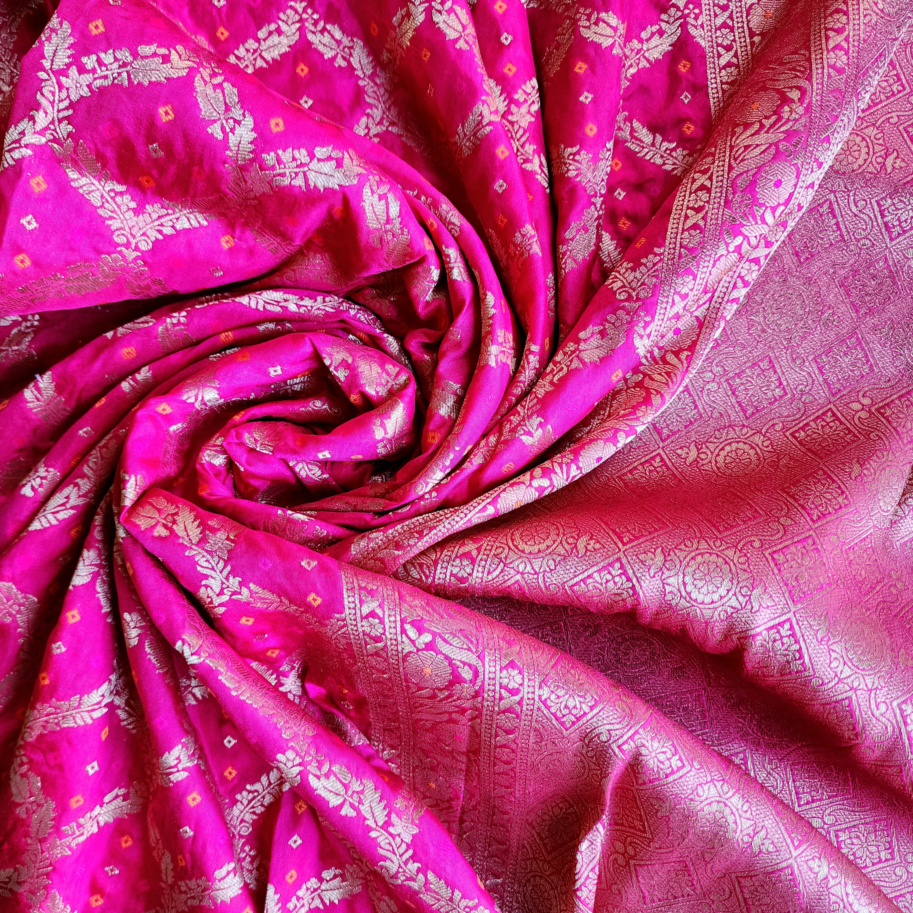 Deep Magenta Bandhani Dupatta with Traditional Jaal