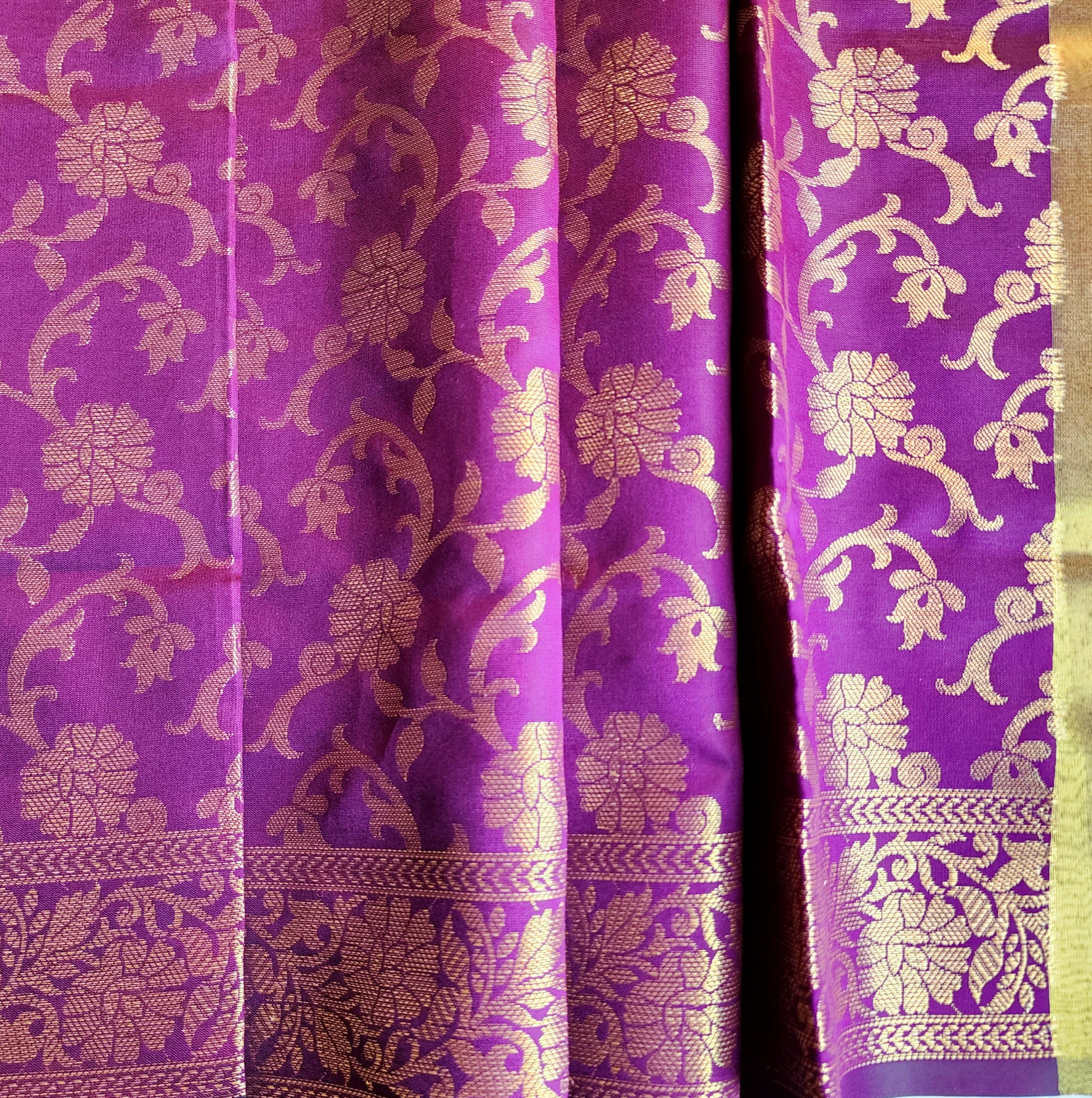 Magenta Purple Banarasi Tapetta Silk Dupatta with Gold Floral Weave