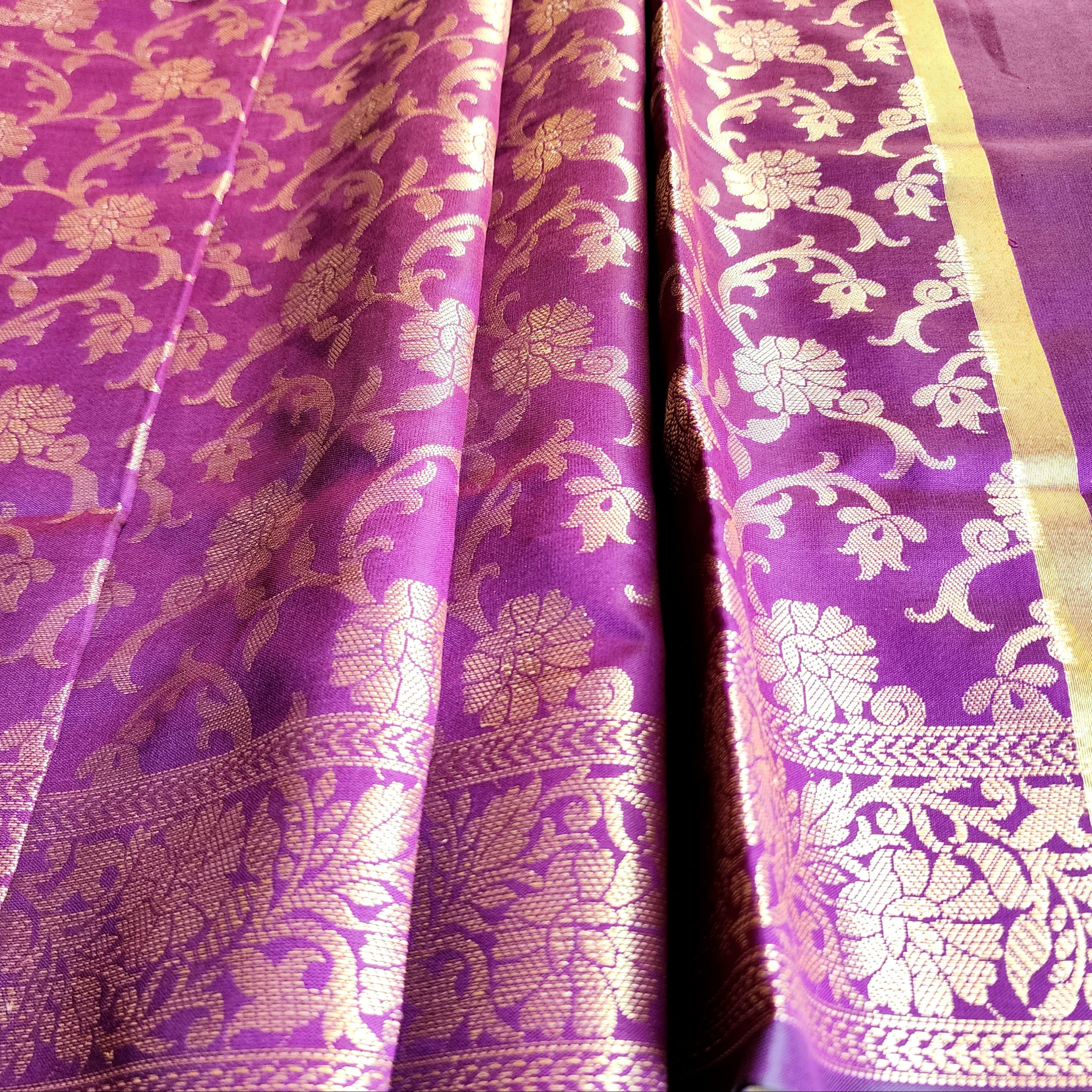 Magenta Purple Banarasi Tapetta Silk Dupatta with Gold Floral Weave