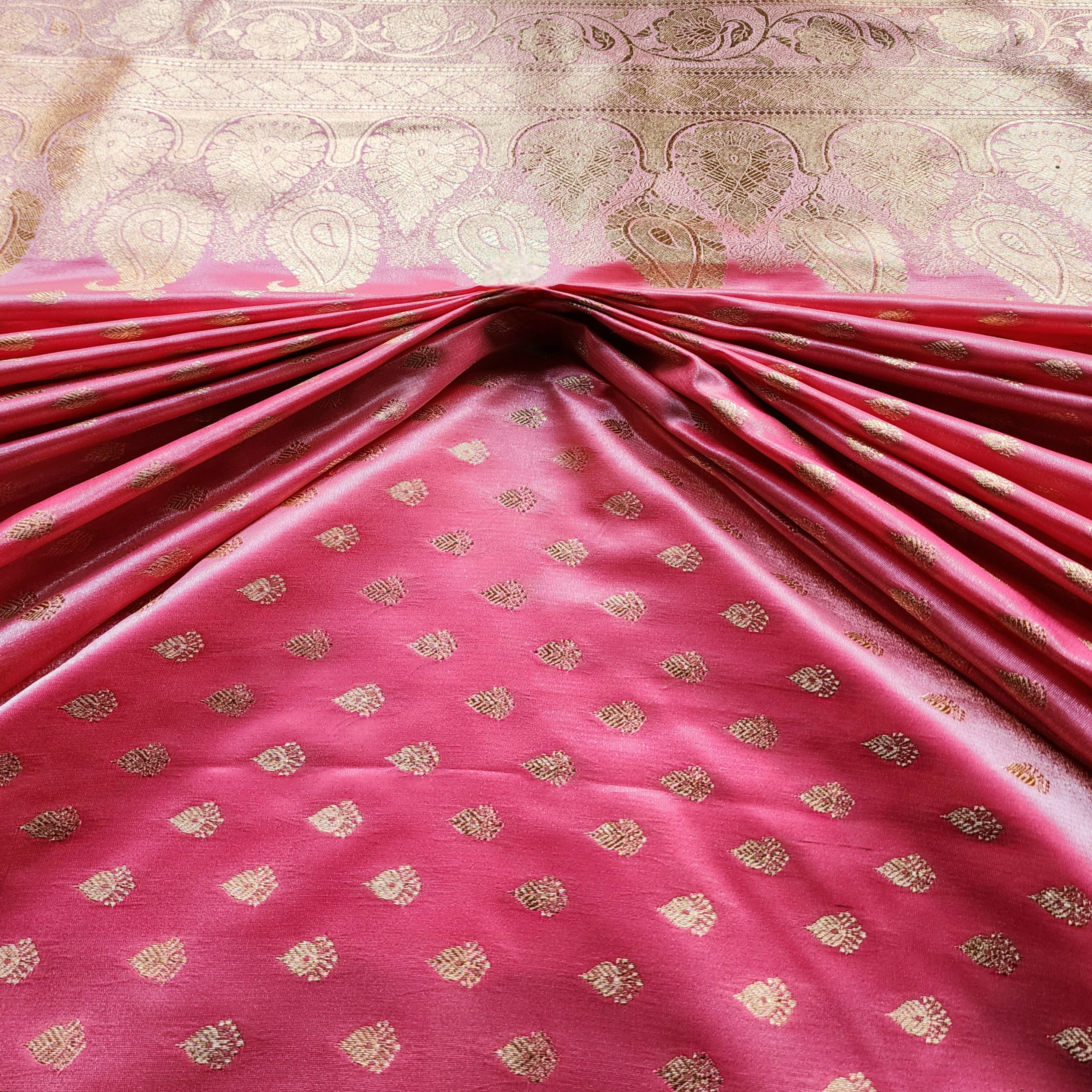 Rich Dusty Rose Banarasi Silk Saree with Gold Zari Weaving