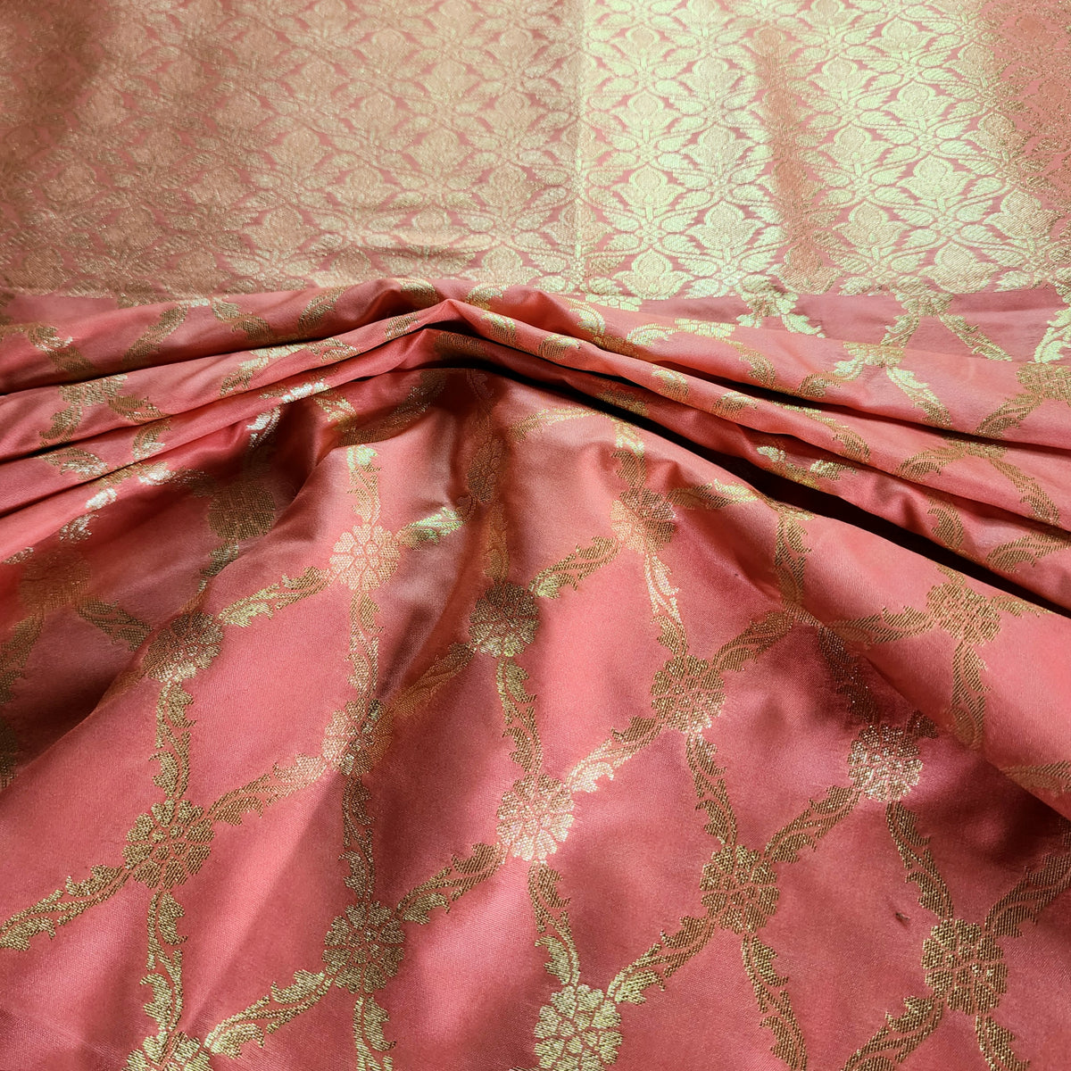 Banarasi Tapetta Silk - Peach Zari Jaal Dupatta
