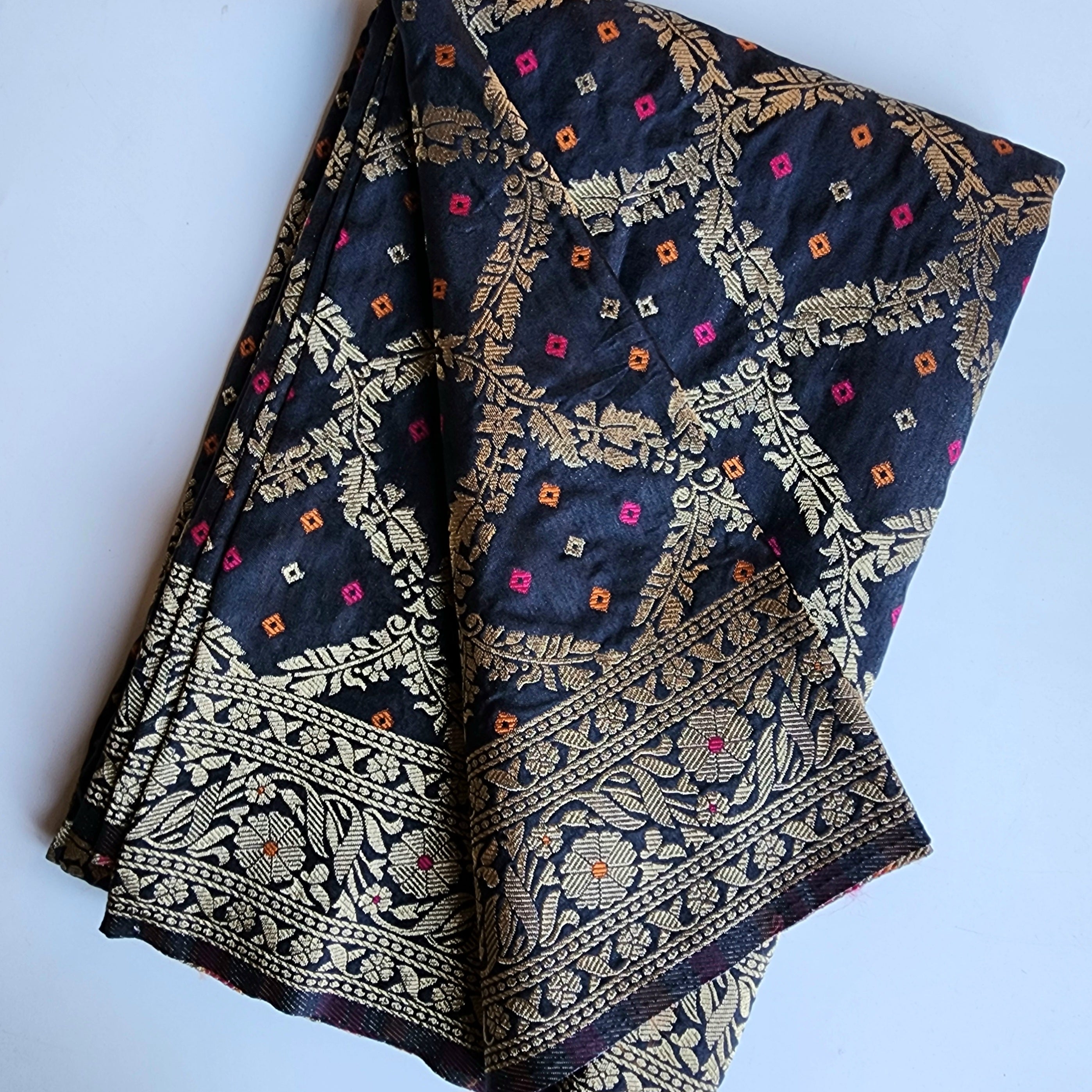 Black Bandhani Dupatta with Traditional Jaal