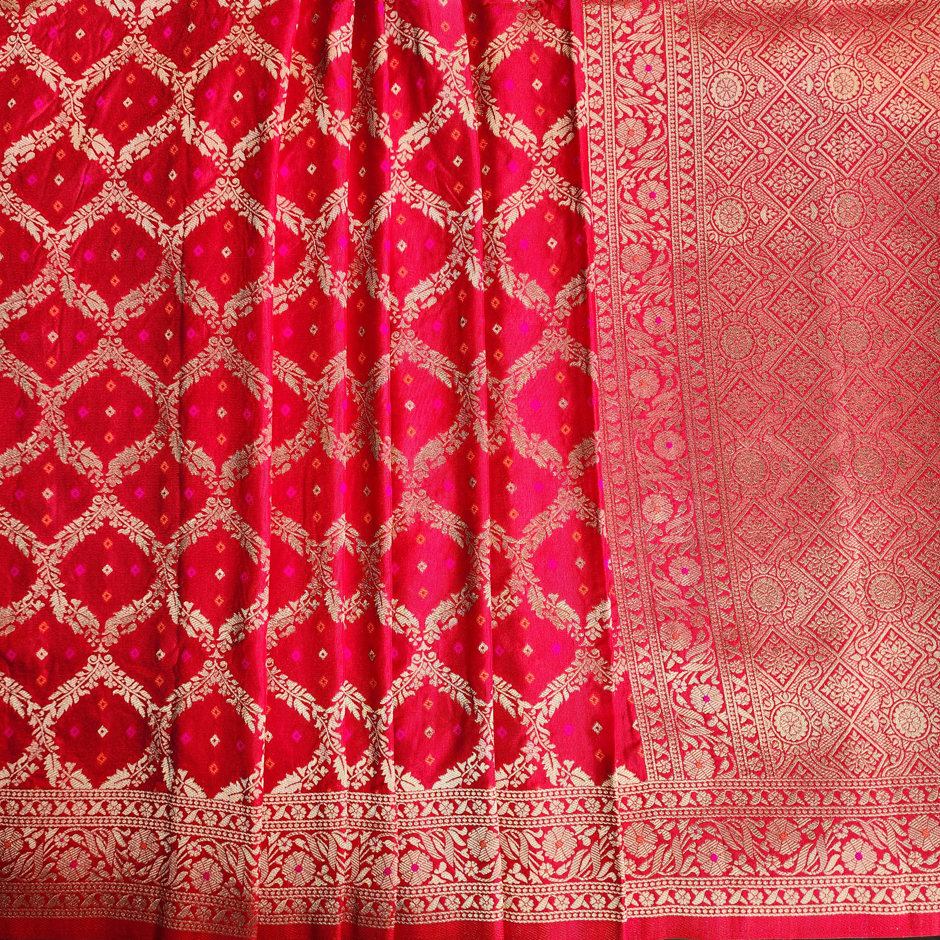 Red Bandhani Dupatta with Traditional Jaal