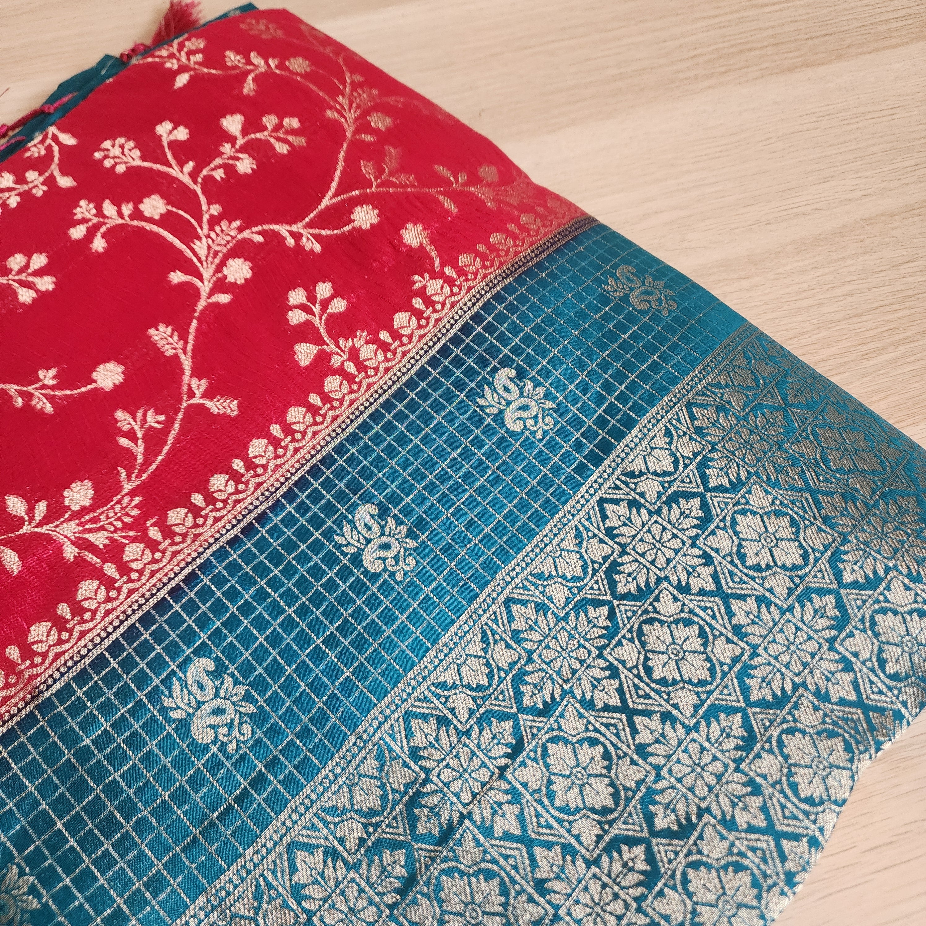 Banarasi Georgette Saree in Luxe Red & Teal with Gold Zari Work