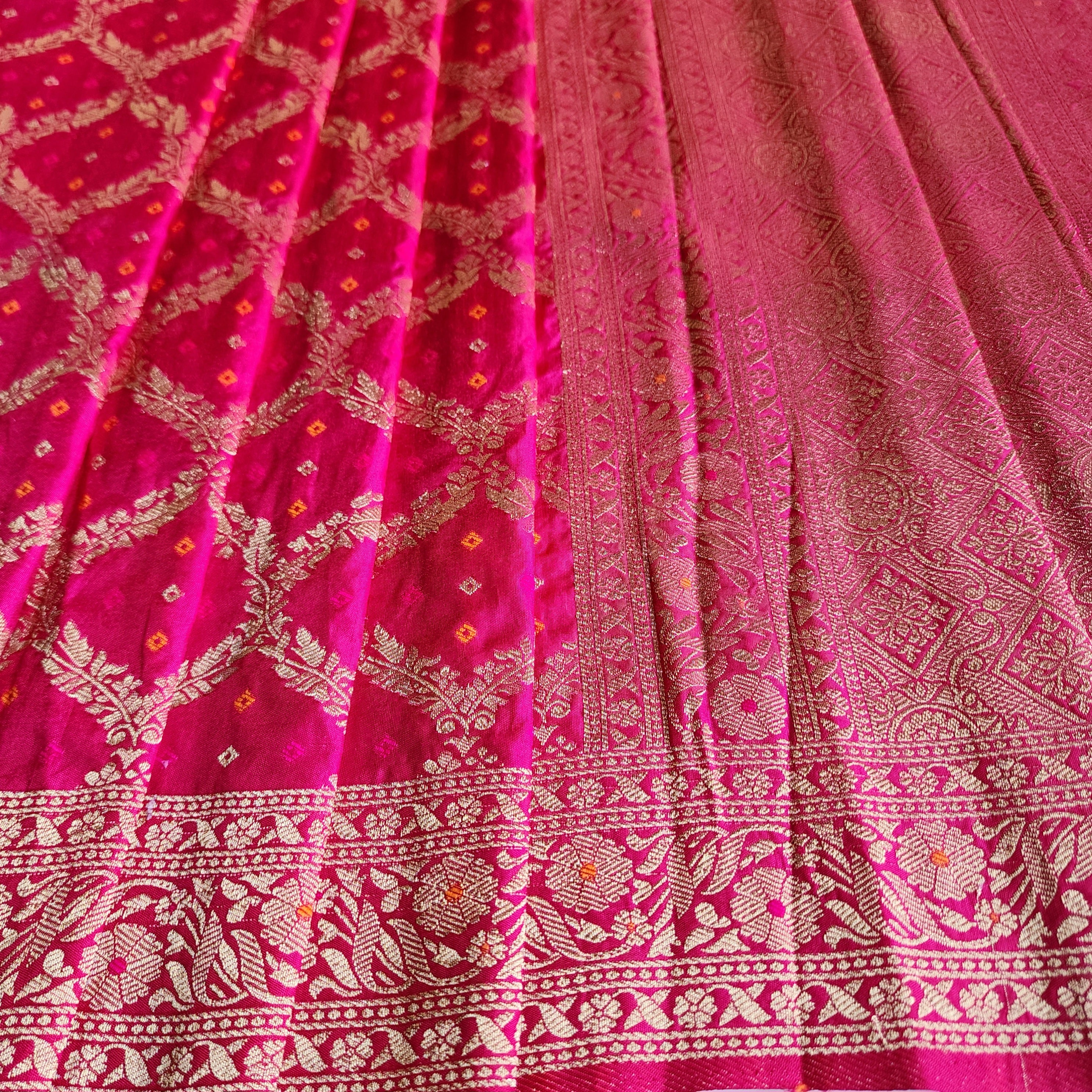 Deep Magenta Bandhani Dupatta with Traditional Jaal