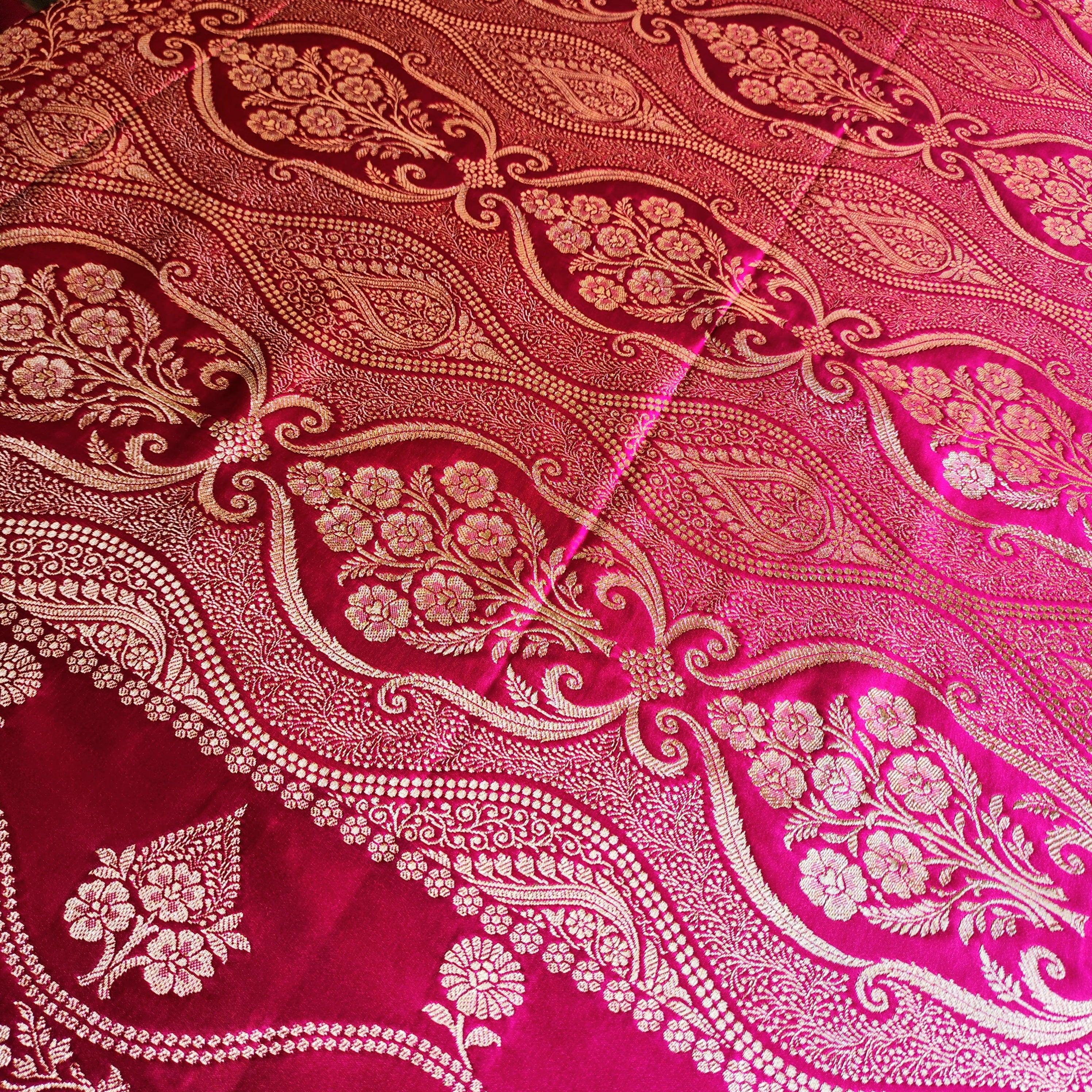 Dual-Tone Pink Pure Banarasi Katan Silk Saree