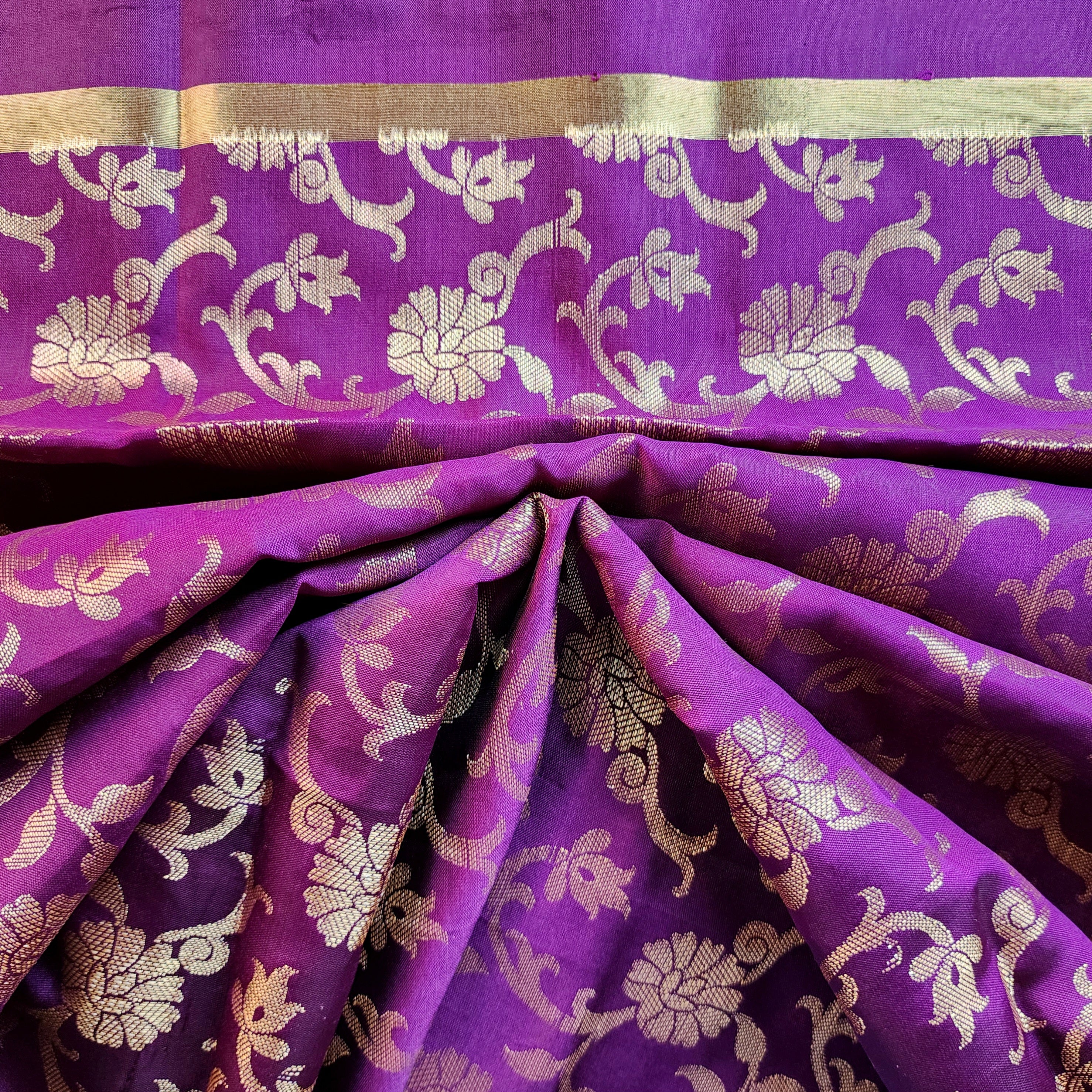 Magenta Purple Banarasi Tapetta Silk Dupatta with Gold Floral Weave