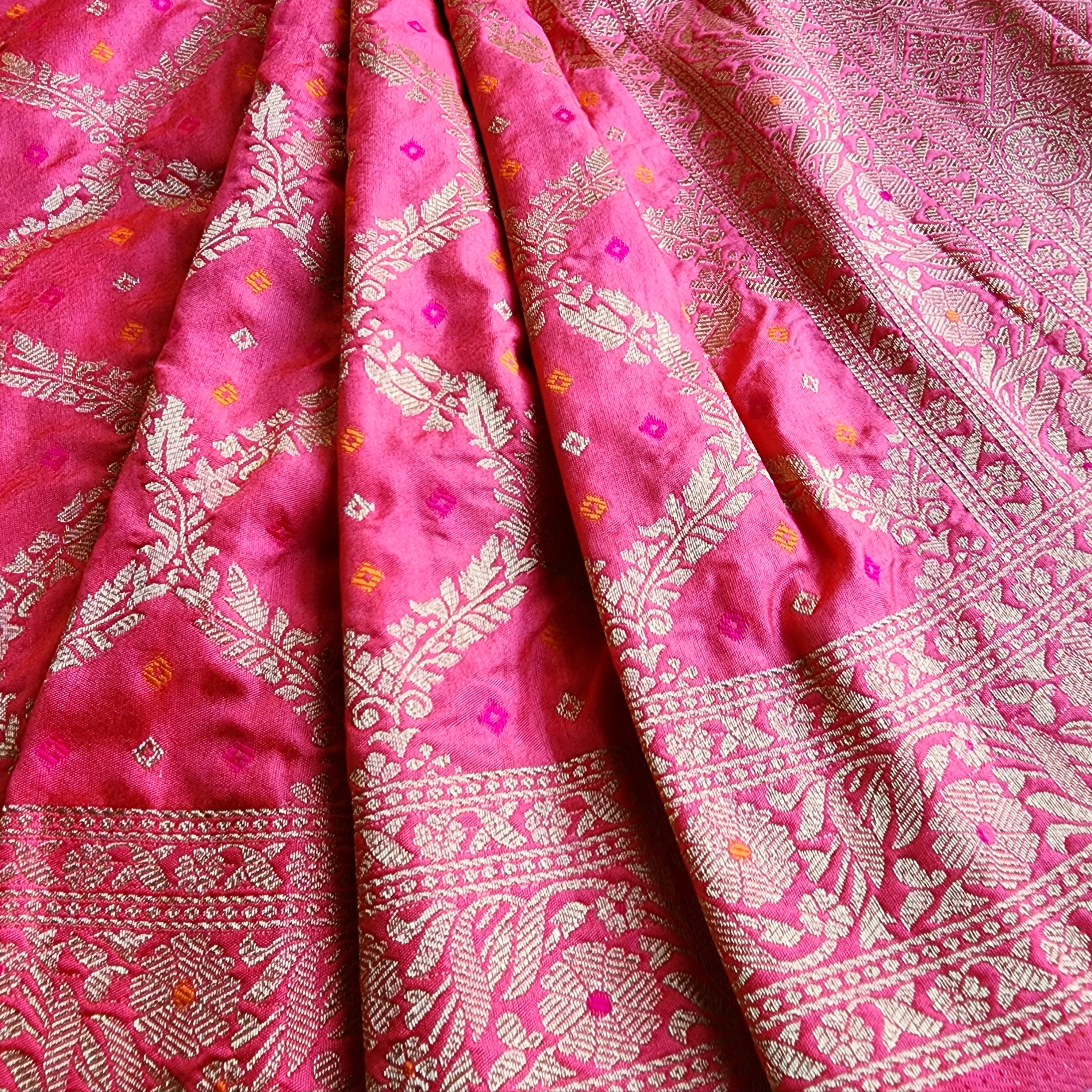 Rani Pink Bandhani Dupatta with Traditional Jaal